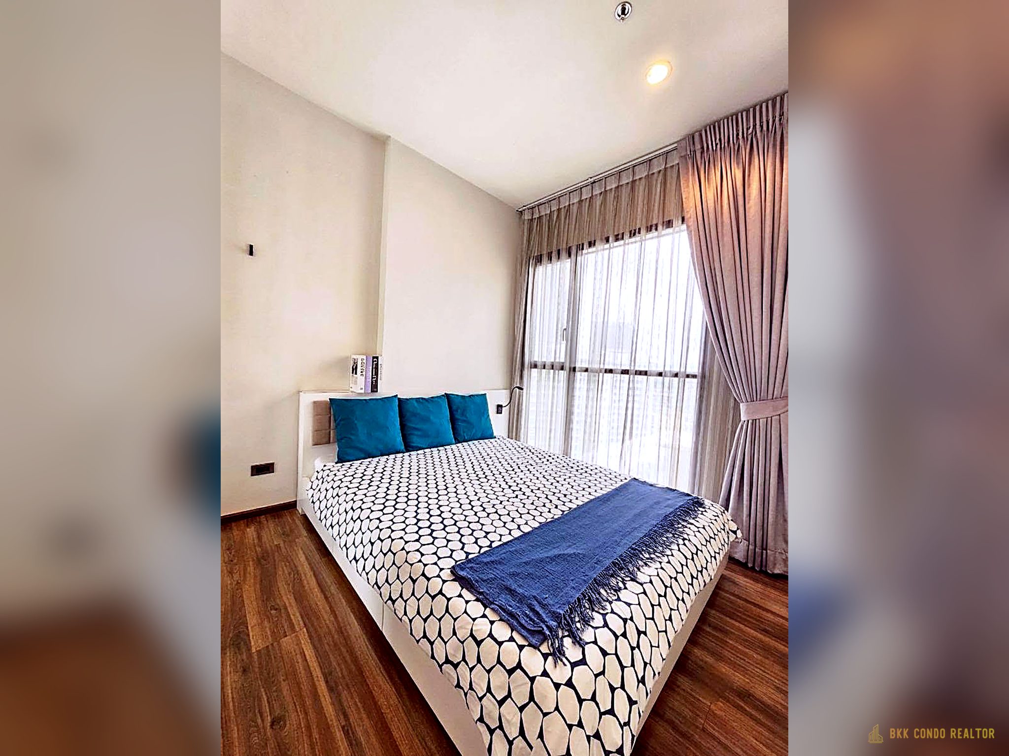 1-Bedroom Condo for Rent at Wyne Sukhumvit (31 sqm) — Phra Khanong BTS