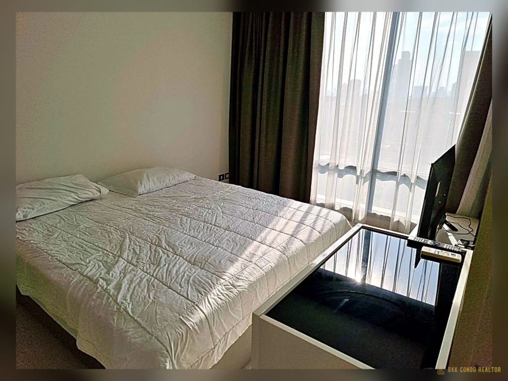 1-Bedroom Condo for Rent at Rhythm Sukhumvit 42 (48 sqm) — Ekkamai BTS