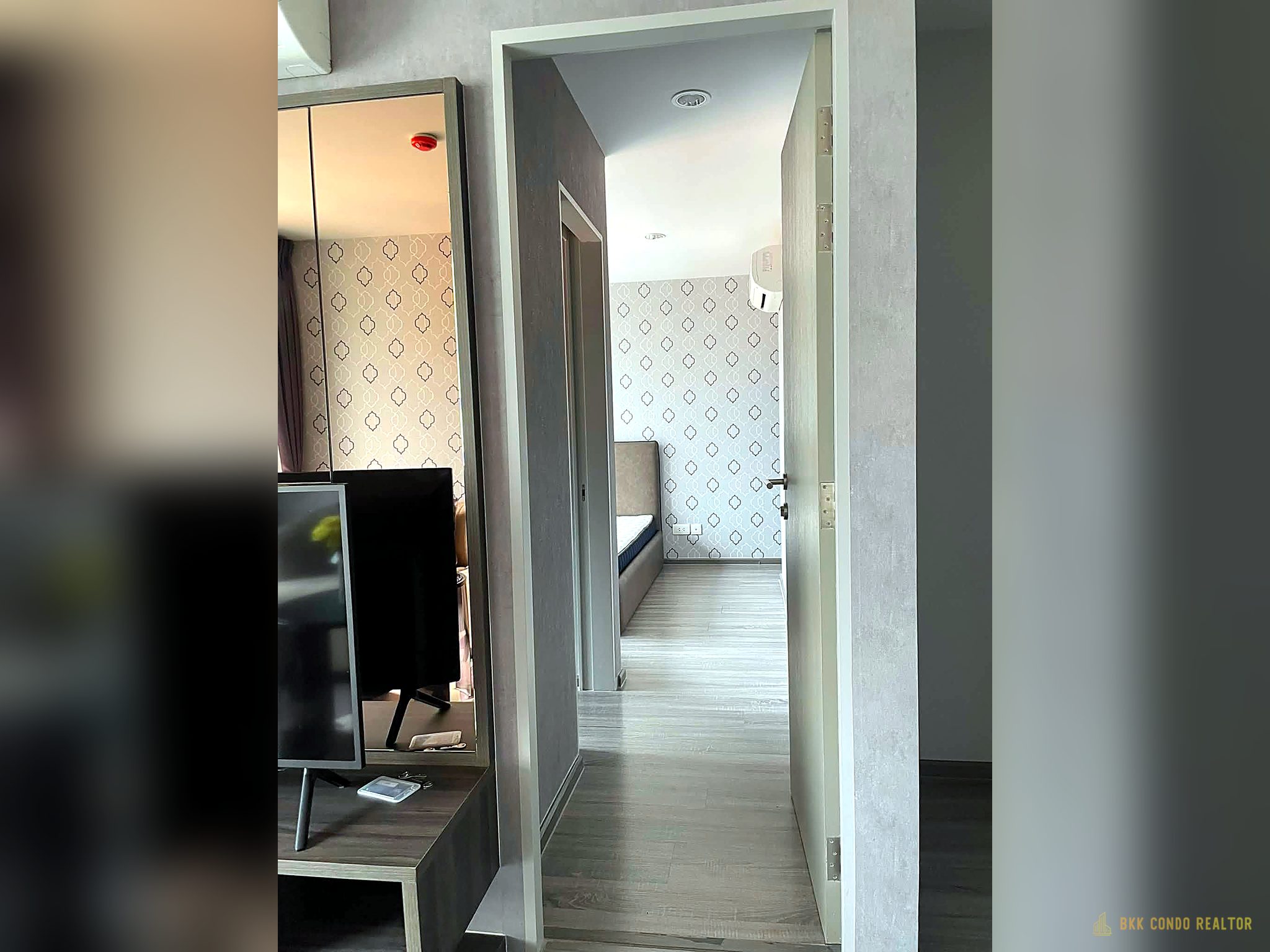 1-Bedroom Condo for Rent at IDEO Mobi Sukhumvit 40 (34.9 sqm) — Ekkamai BTS