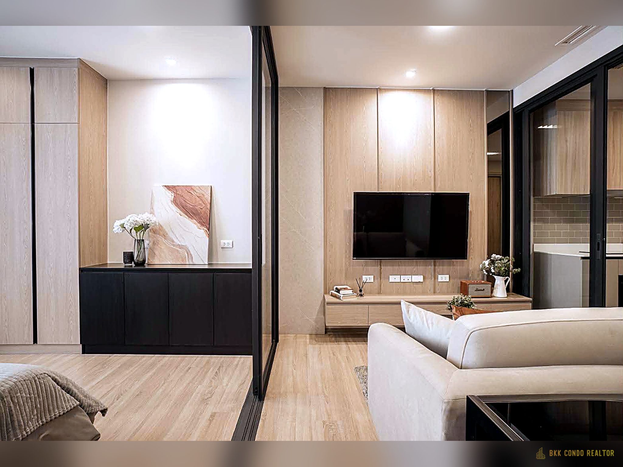 06-bedroom-2 1-Bedroom Condo for Rent at XT Phayathai (42 sqm) — Phaya Thai BTS