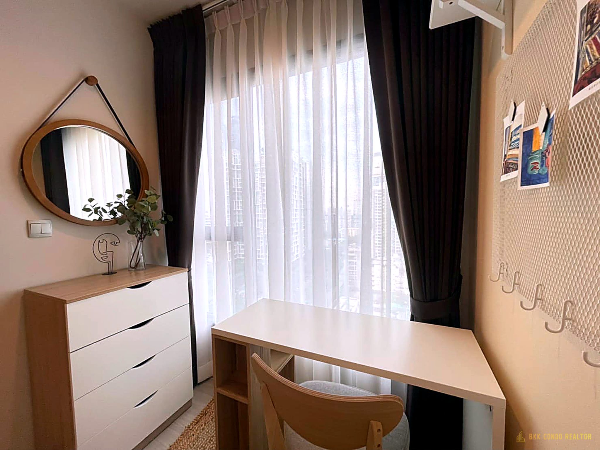 Studio Condo for Rent at Life Asoke – Rama 9 (25 sqm) — Rama 9 MRT