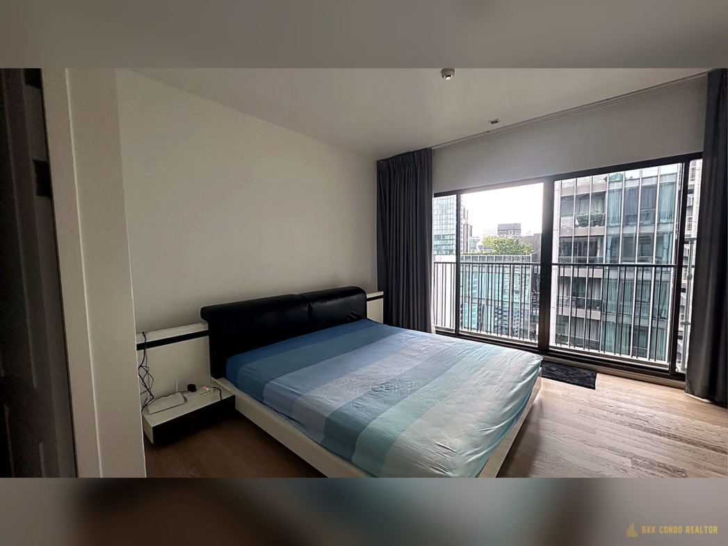 Studio Condo for Rent at Noble Refine Sukhumvit 26 (32 sqm) — Phrom Phong BTS