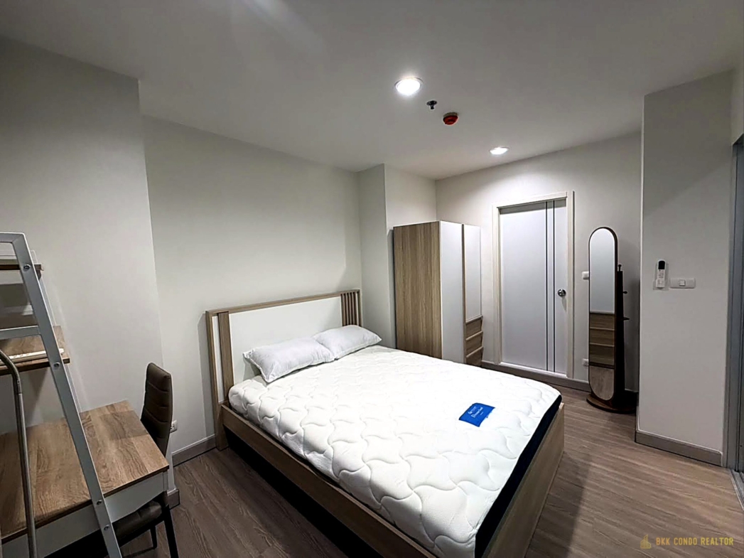 Studio Condo for Rent at Aspire Rama 4 (28.5 sqm) — Ekkamai BTS