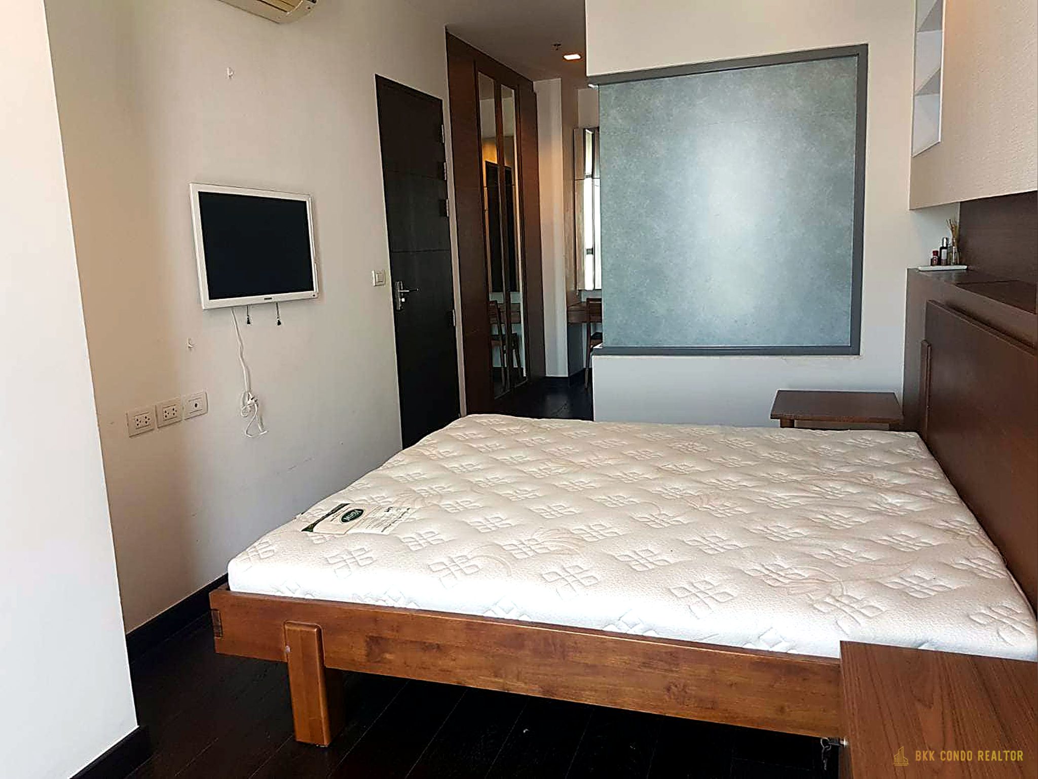 2-Bedroom Condo for Rent at IDEO Q Phayathai (70 sqm) — Phaya Thai BTS