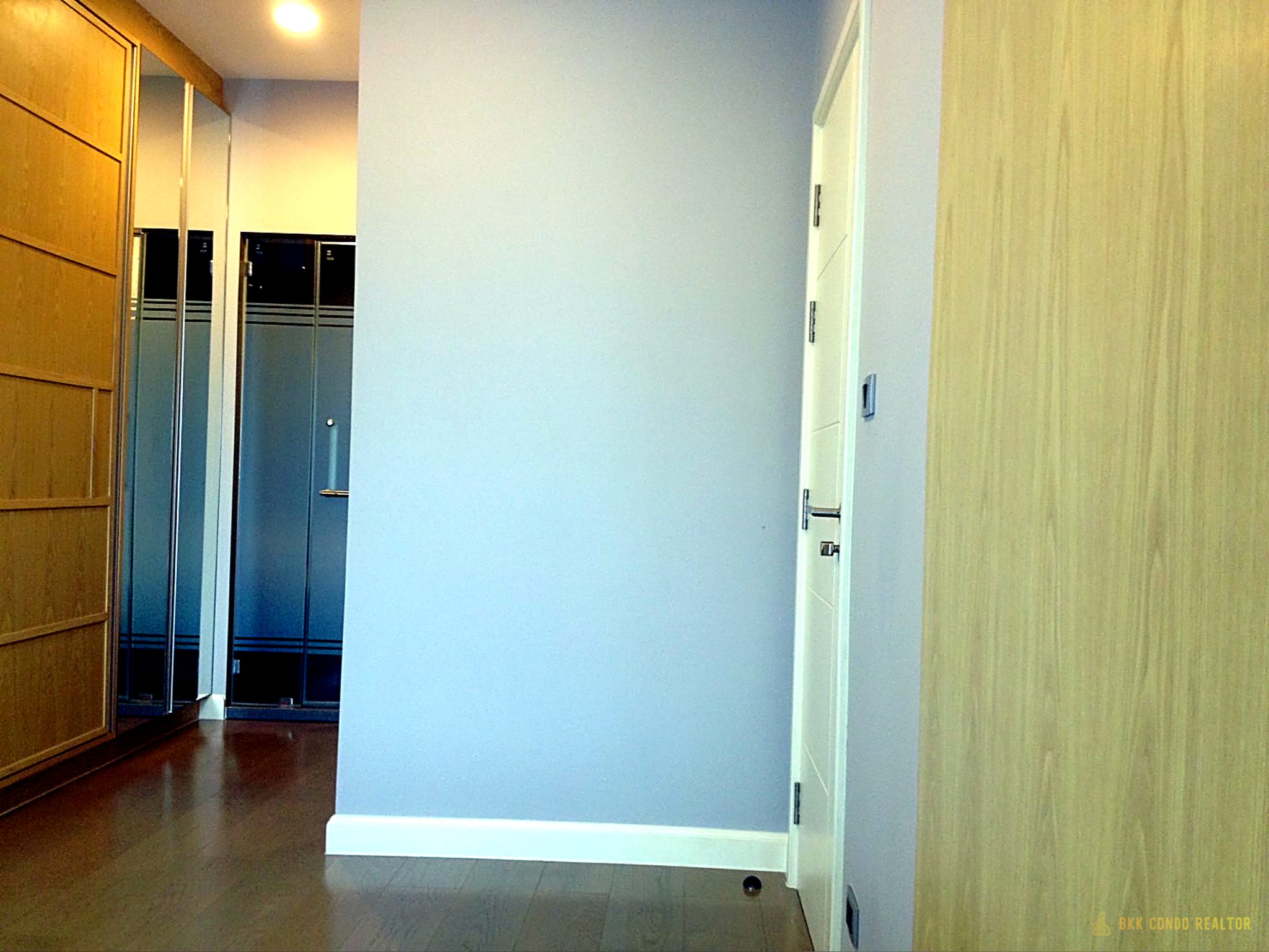 1-Bedroom Condo for Rent at The Crest Sukhumvit 34 (45.39 sqm) — Thonglor BTS