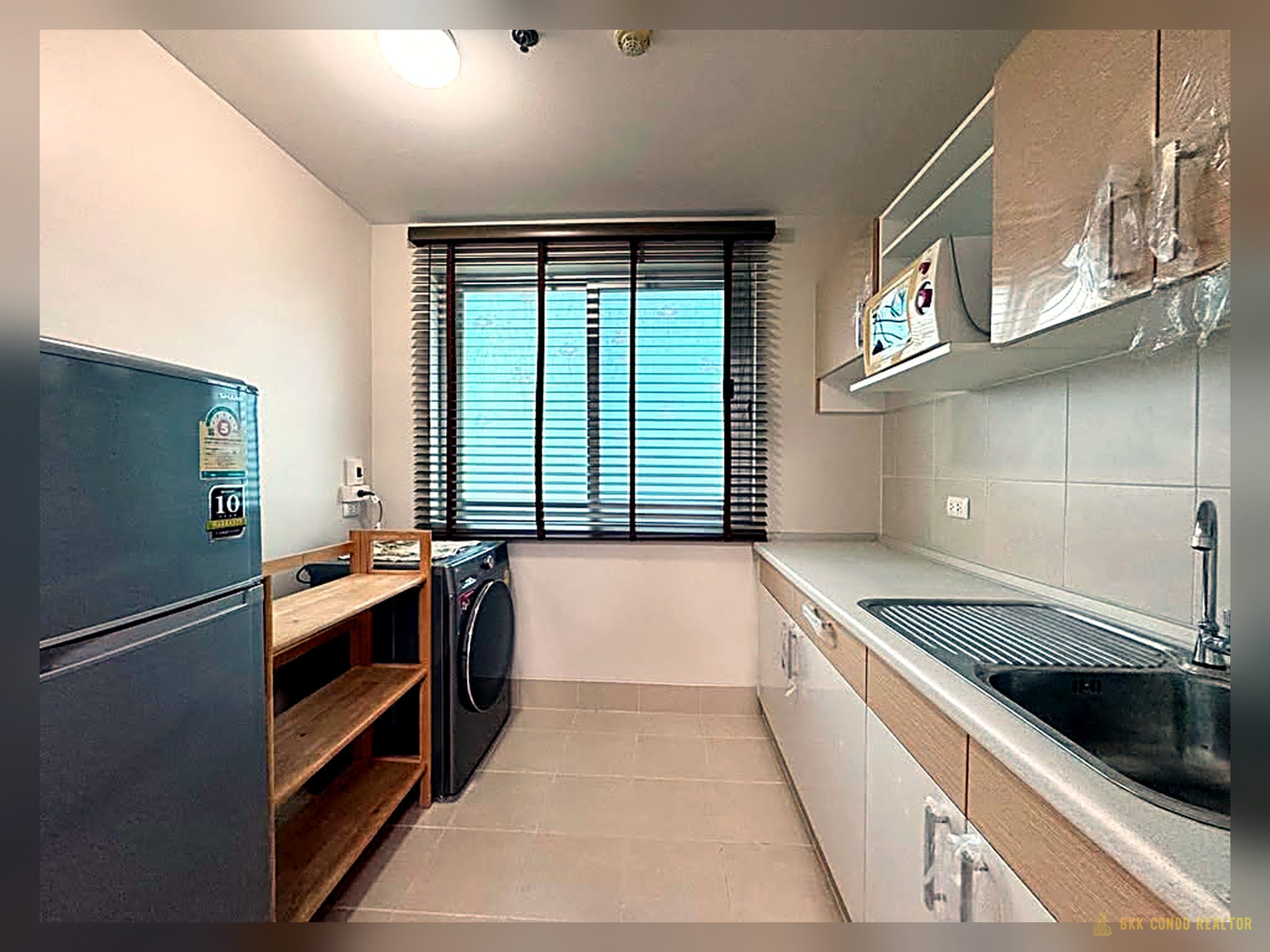 2-Bedroom Condo for Rent at Supalai Park Ekkamai-Thonglor (82.27 sqm) — Ekkamai BTS