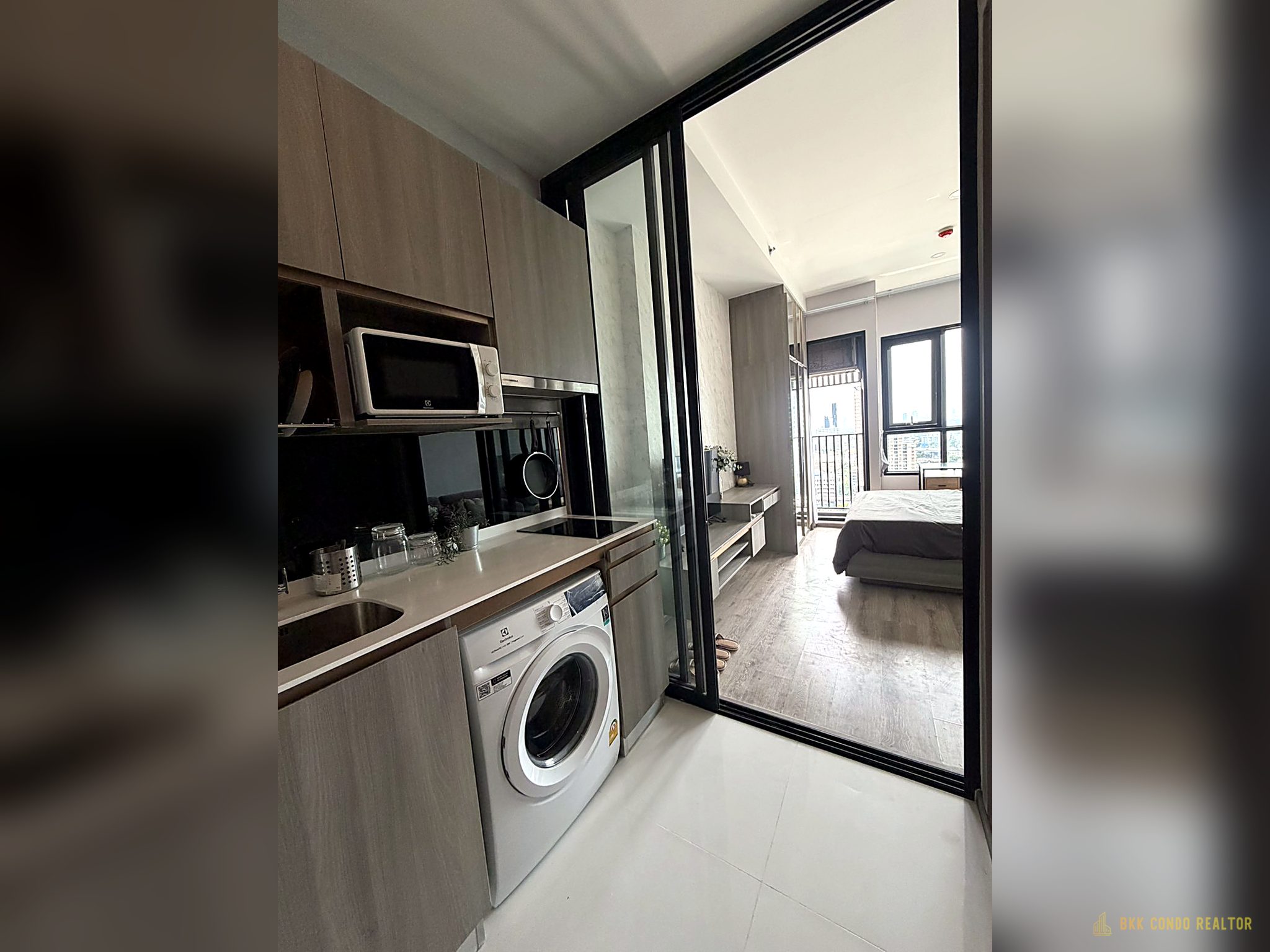 06-kitchen-34 Studio Condo for Rent at KnightsBridge Prime – Onnut (23 sqm) — On Nut BTS