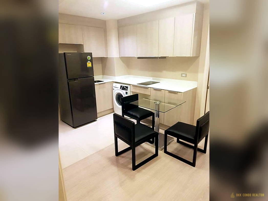 2-Bedroom Condo for Rent at Vtara Sukhumvit 36 (52 sqm) — Thong Lo BTS