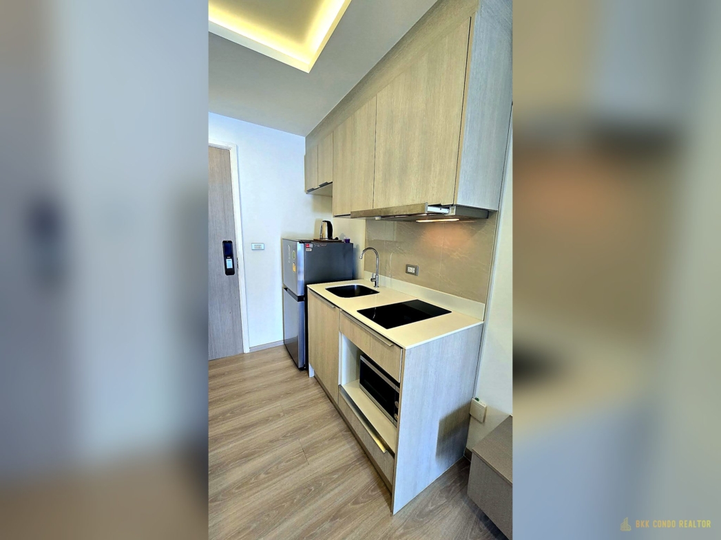 1-Bedroom Condo for Rent at Vtara Sukhumvit 36 (29 sqm) — Thonglor BTS