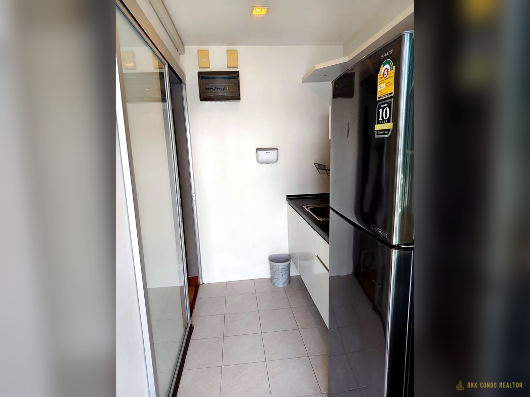 1-Bedroom Condo for Rent at Casa Condo Sukhumvit 97 (35 sqm) — Bang Chak BTS