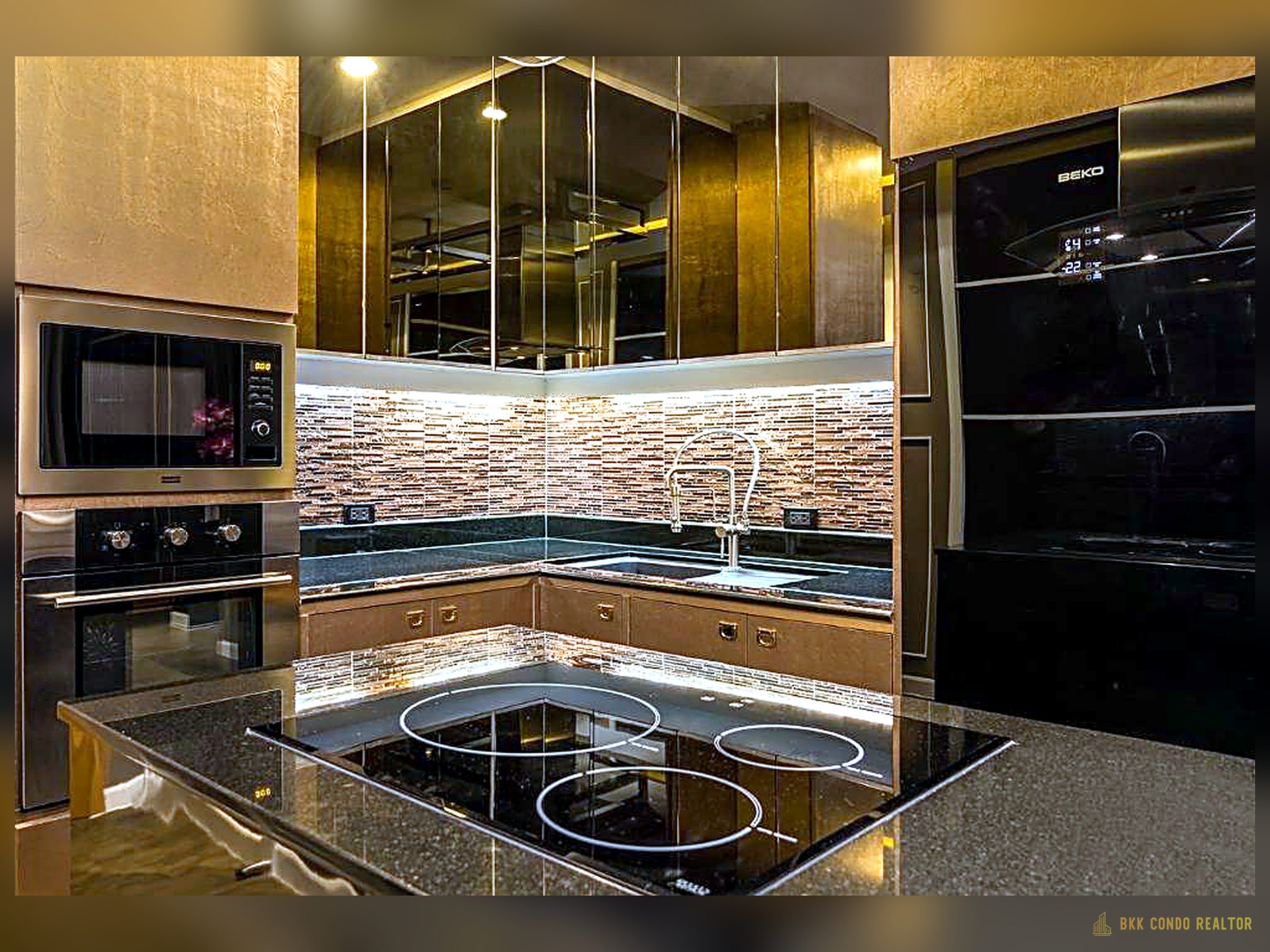 06-kitchen-58 2-Bedroom Corner Condo for Rent at Circle Condominium (72 sqm) — Phetchaburi MRT