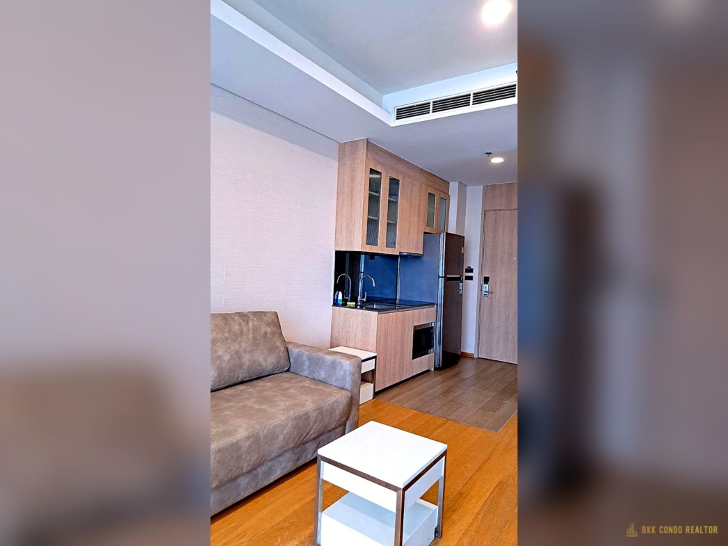 2-Bedroom Condo for Rent at Siamese Exclusive Sukhumvit 42 (51.55 sqm) — Ekkamai BTS