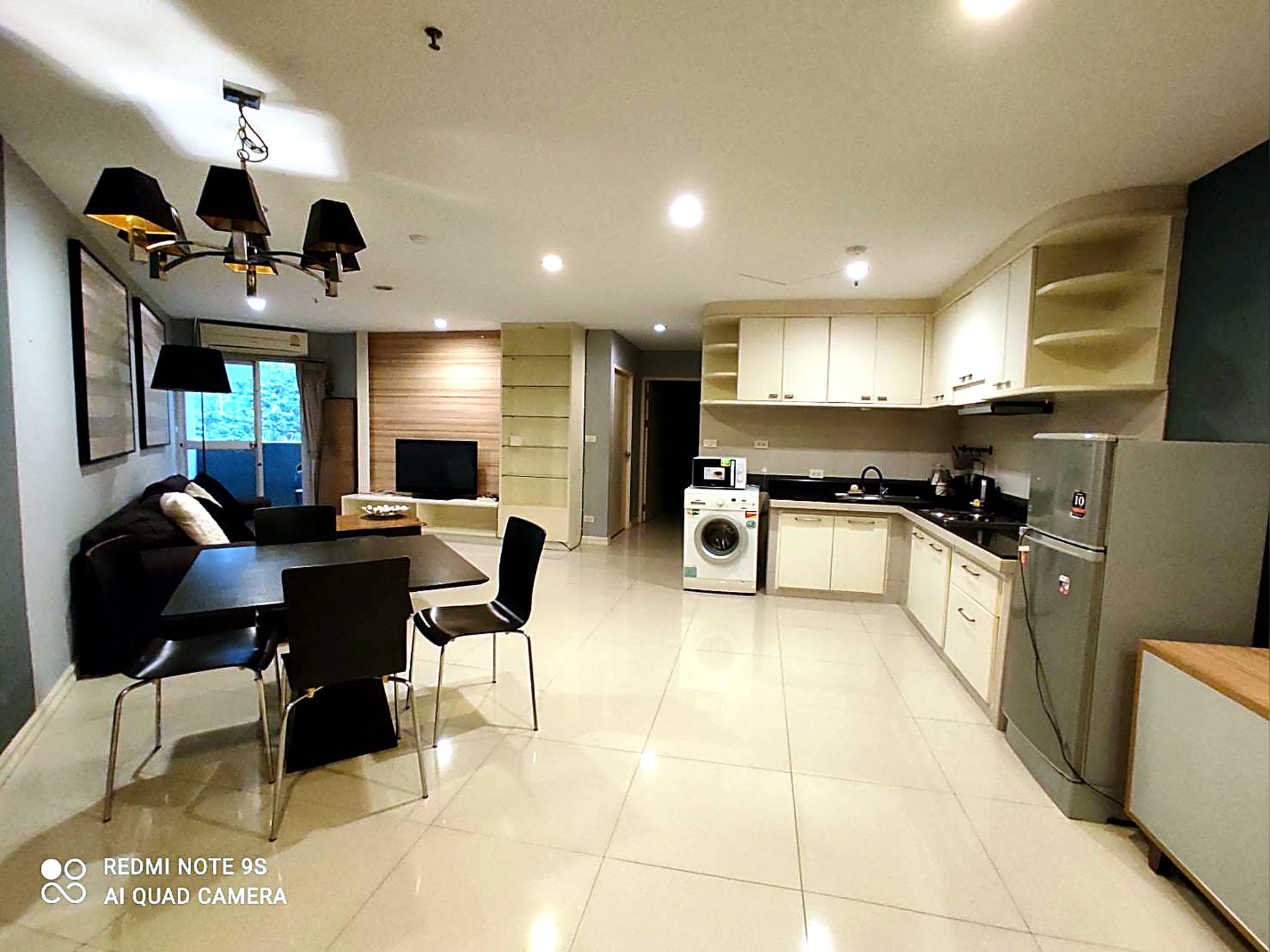 06-living_room-43 2-Bedroom Condo for Rent at Wittayu Complex (81 sqm) — Ploenchit BTS