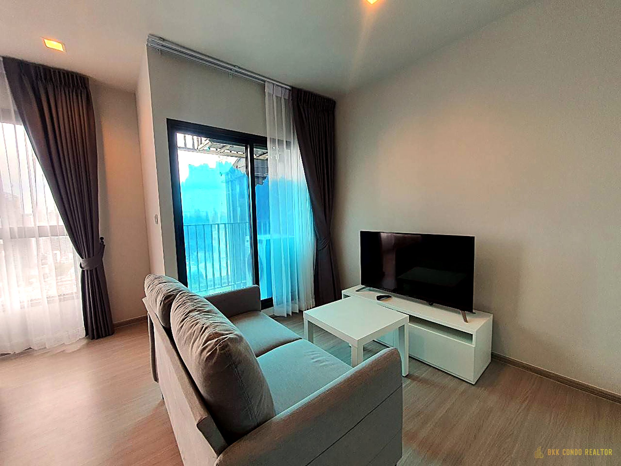 1-Bedroom Condo for Rent at Life Asoke – Rama 9 (27.5 sqm) — Rama 9 MRT