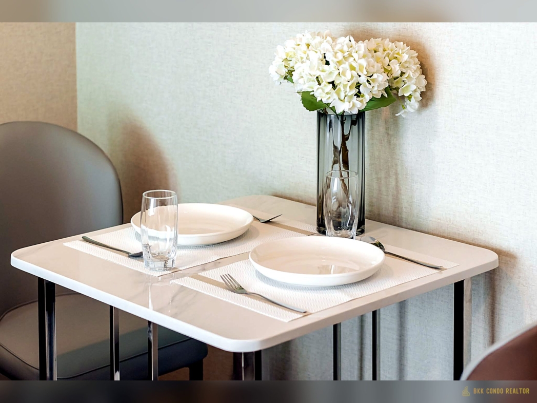 Studio Condo for Rent at Regent Home Bangna (28 sqm) — Bangna BTS