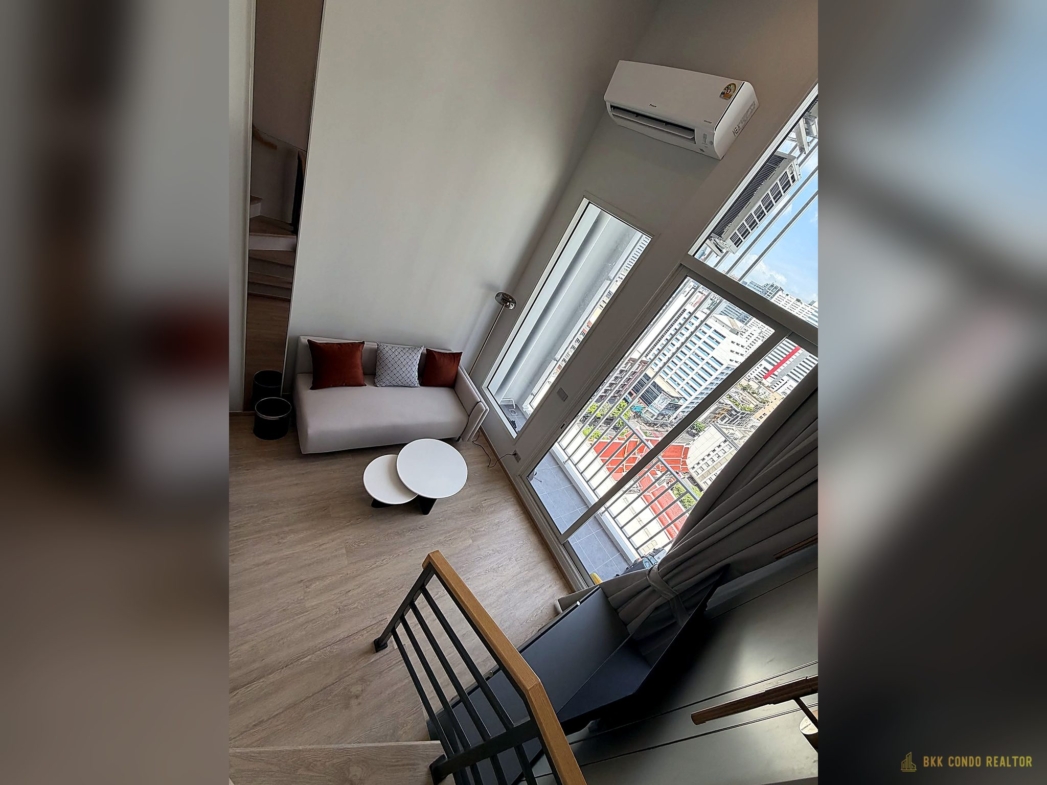 Duplex 1-Bedroom Condo for Rent at Culture Chula (35 sqm) — Sam Yan MRT