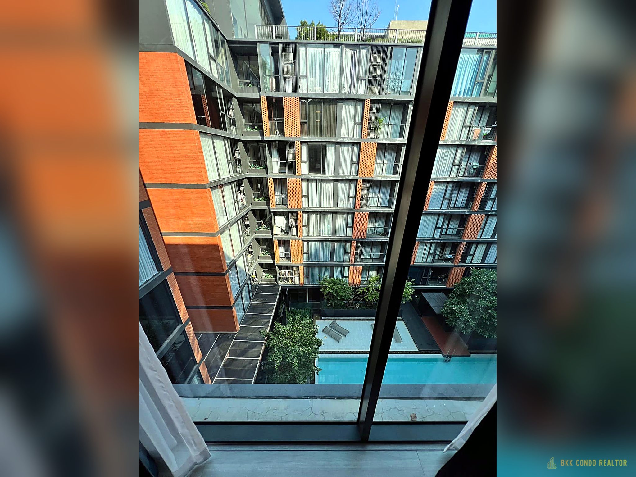 1-Bedroom Condo for Rent at Quintara Treehaus Sukhumvit 42 (40 sqm) — Ekkamai BTS