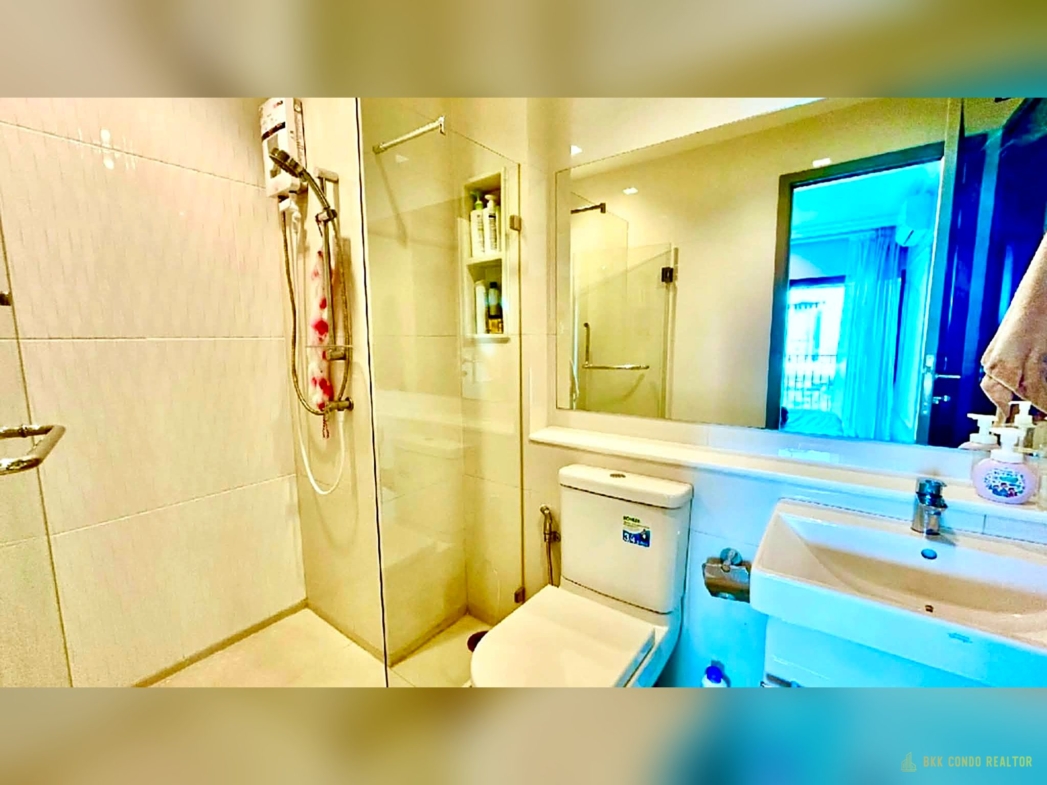 1-Bedroom Condo for Rent at Life Asoke – Rama 9 (36 sqm) — Rama 9 MRT