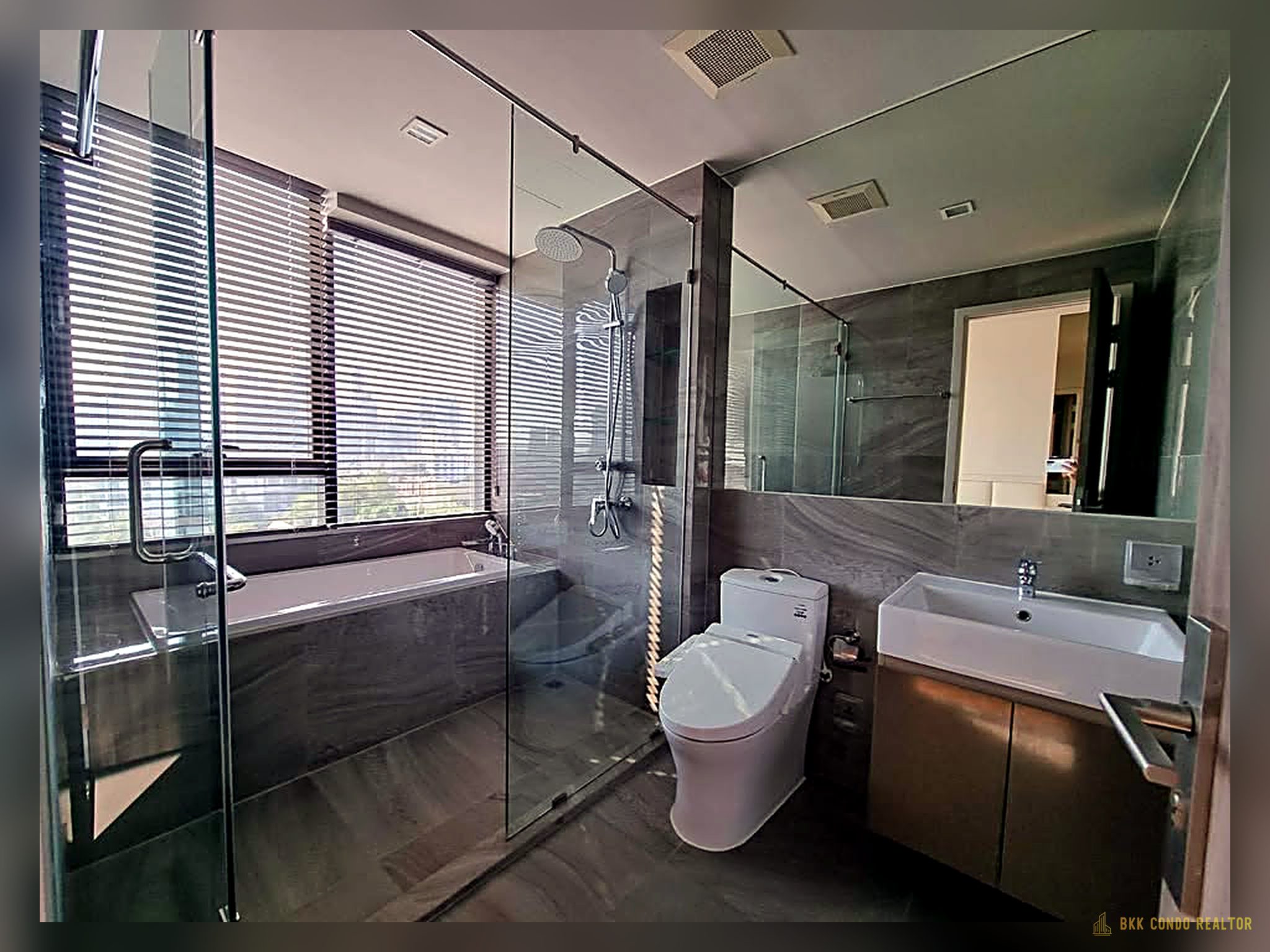 2-Bedroom Condo for Rent at IDEO Q Sukhumvit 36 (64 sqm) — Thonglor BTS