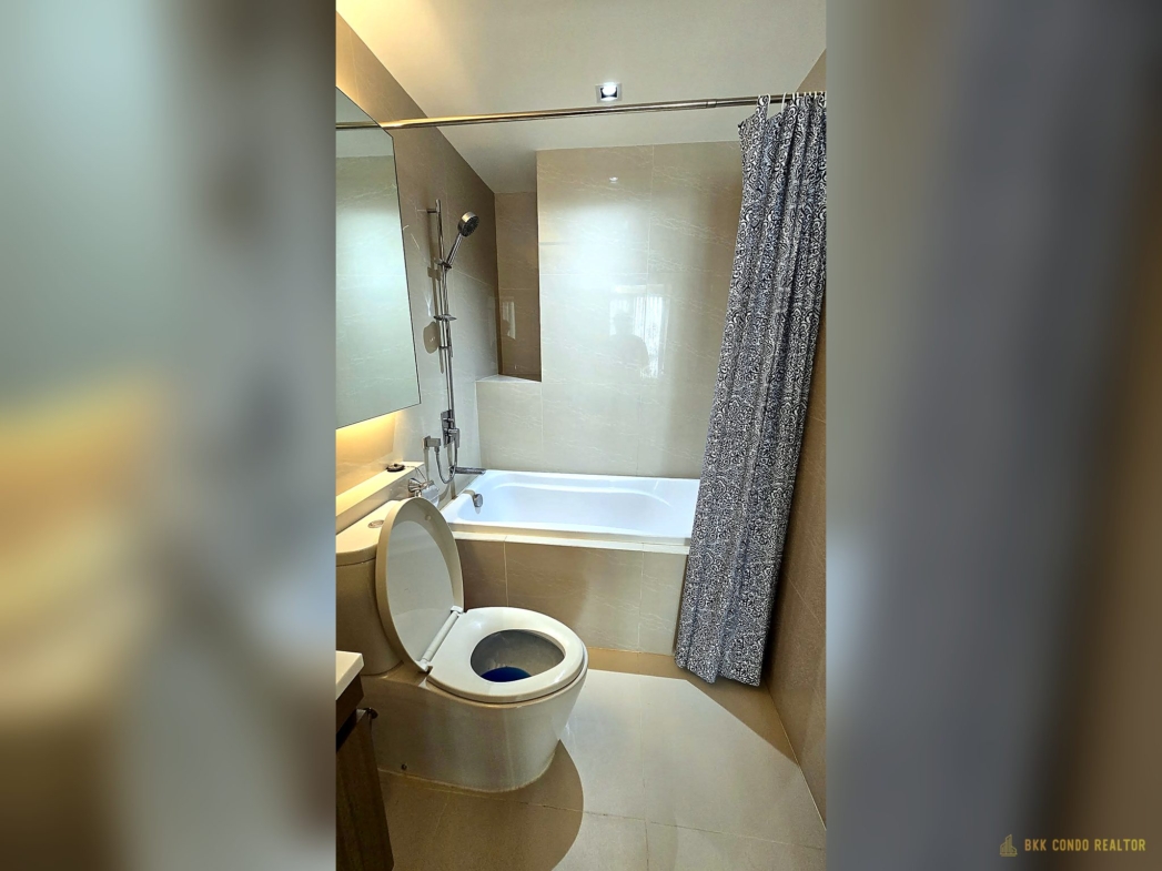 1-Bedroom Condo for Rent at Vtara Sukhumvit 36 (29 sqm) — Thonglor BTS