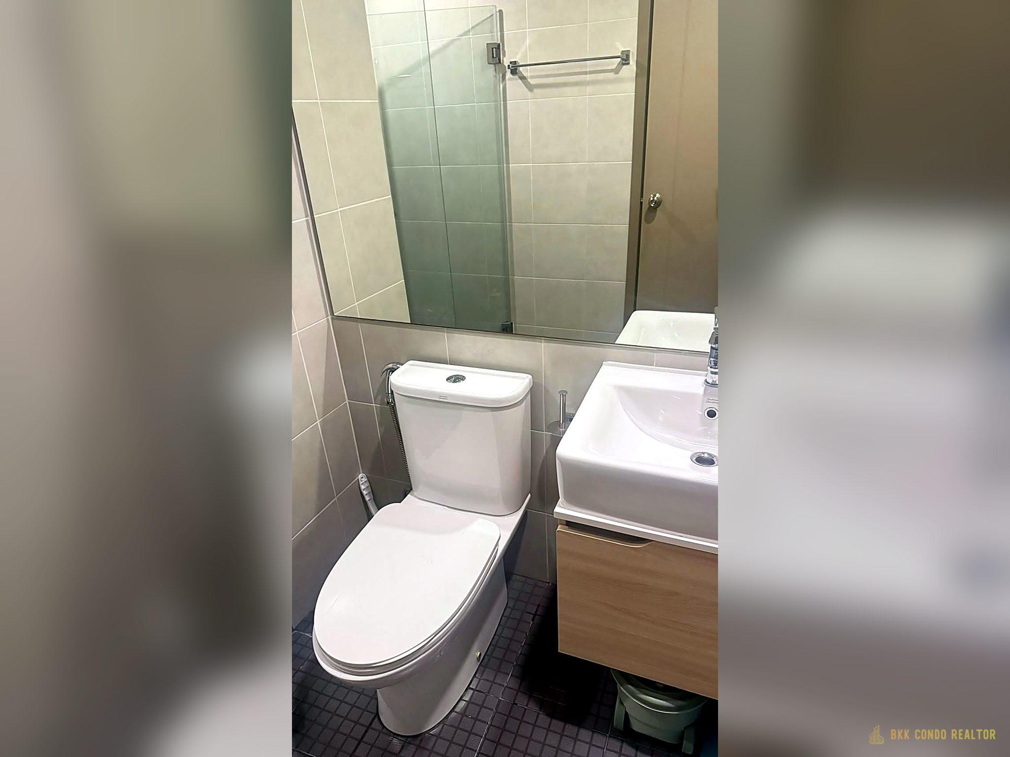 1-Bedroom Condo for Rent at Ideo O2 Bangna (33 sqm) — Bangna BTS