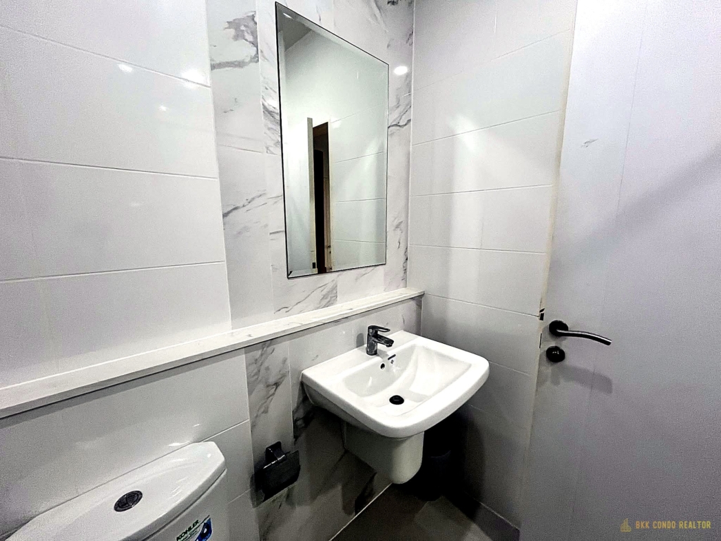 1-Bedroom Condo for Rent at The Niche Pride Thonglor-Phetchaburi (30 sqm) — MRT Phetchaburi