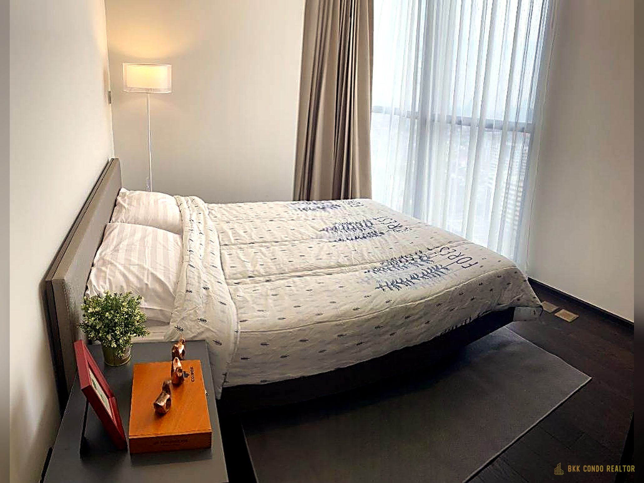 2-Bedroom Condo for Rent at Park Origin Thonglor (45 sqm) — Thonglor BTS