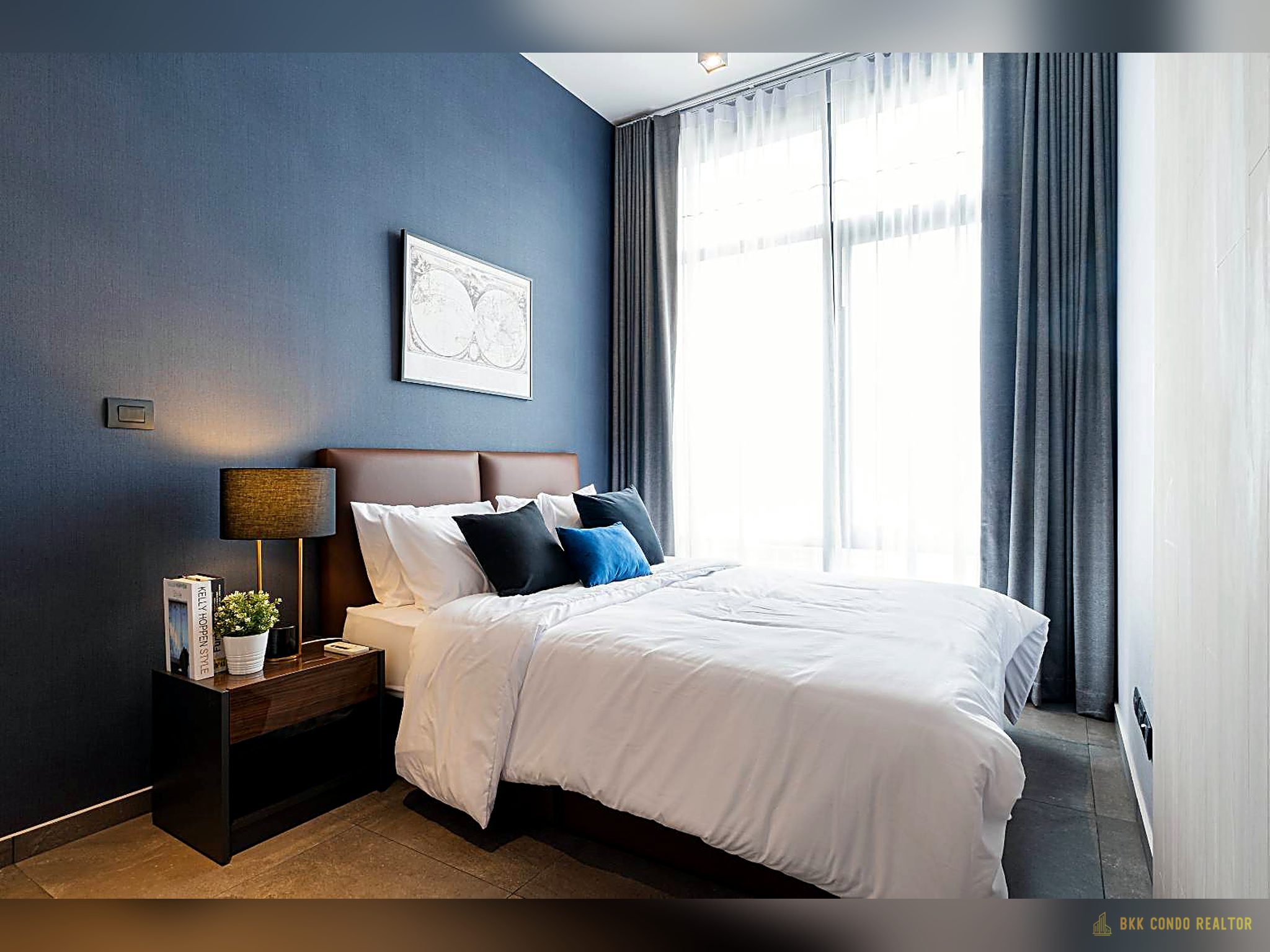 2-Bedroom Condo for Rent at The Lofts Asoke (86 sqm) — MRT Phetchaburi