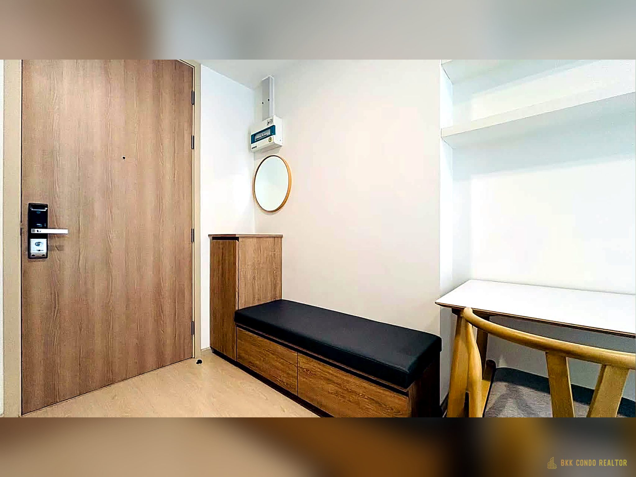 1-Bedroom Condo for Rent at Noble Ambience Sukhumvit 42 (38.56 sqm) — Ekkamai BTS