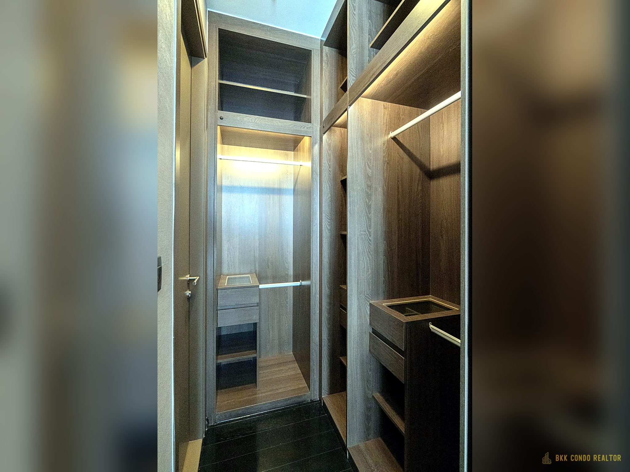 1-Bedroom Condo for Rent at Park Origin Thonglor (32.5 sqm) — Thonglor BTS