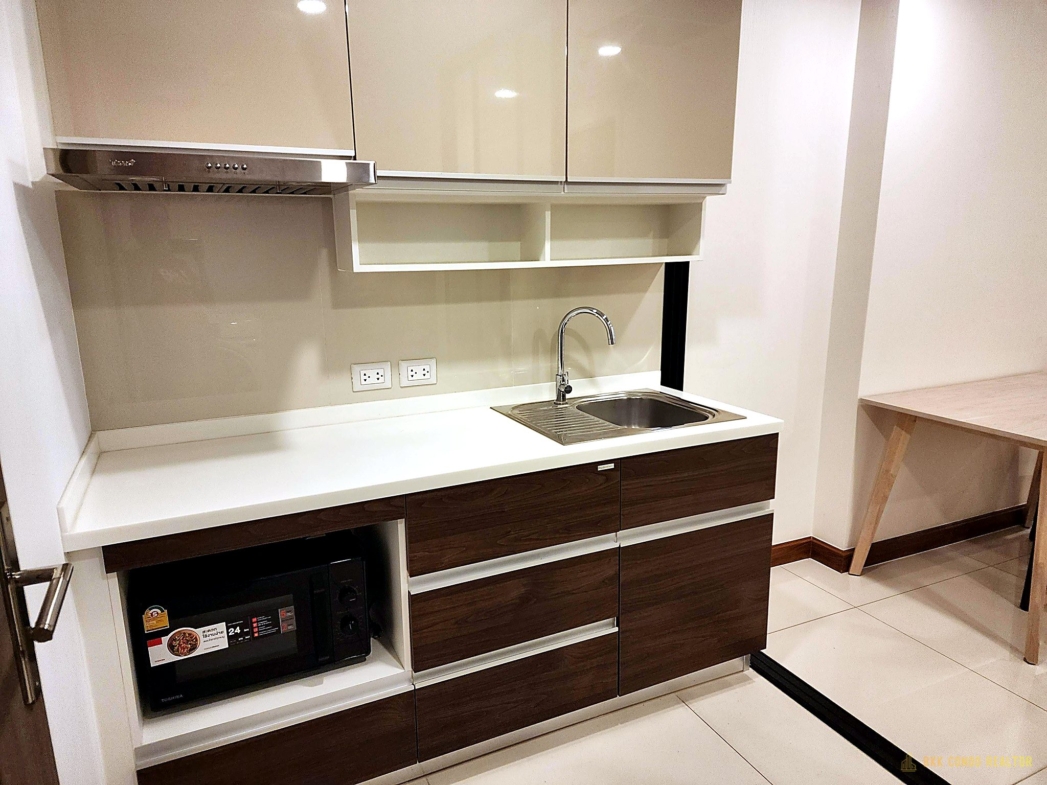 1-Bedroom Condo for Rent at Supalai Premier Charoen Nakhon (48 sqm) — Sukhumvit