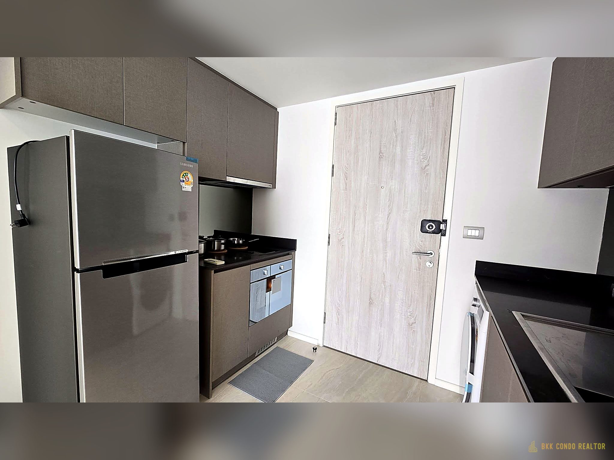 2-Bedroom Condo for Rent at Craft Ploenchit (95.62 sqm) — Ploenchit BTS
