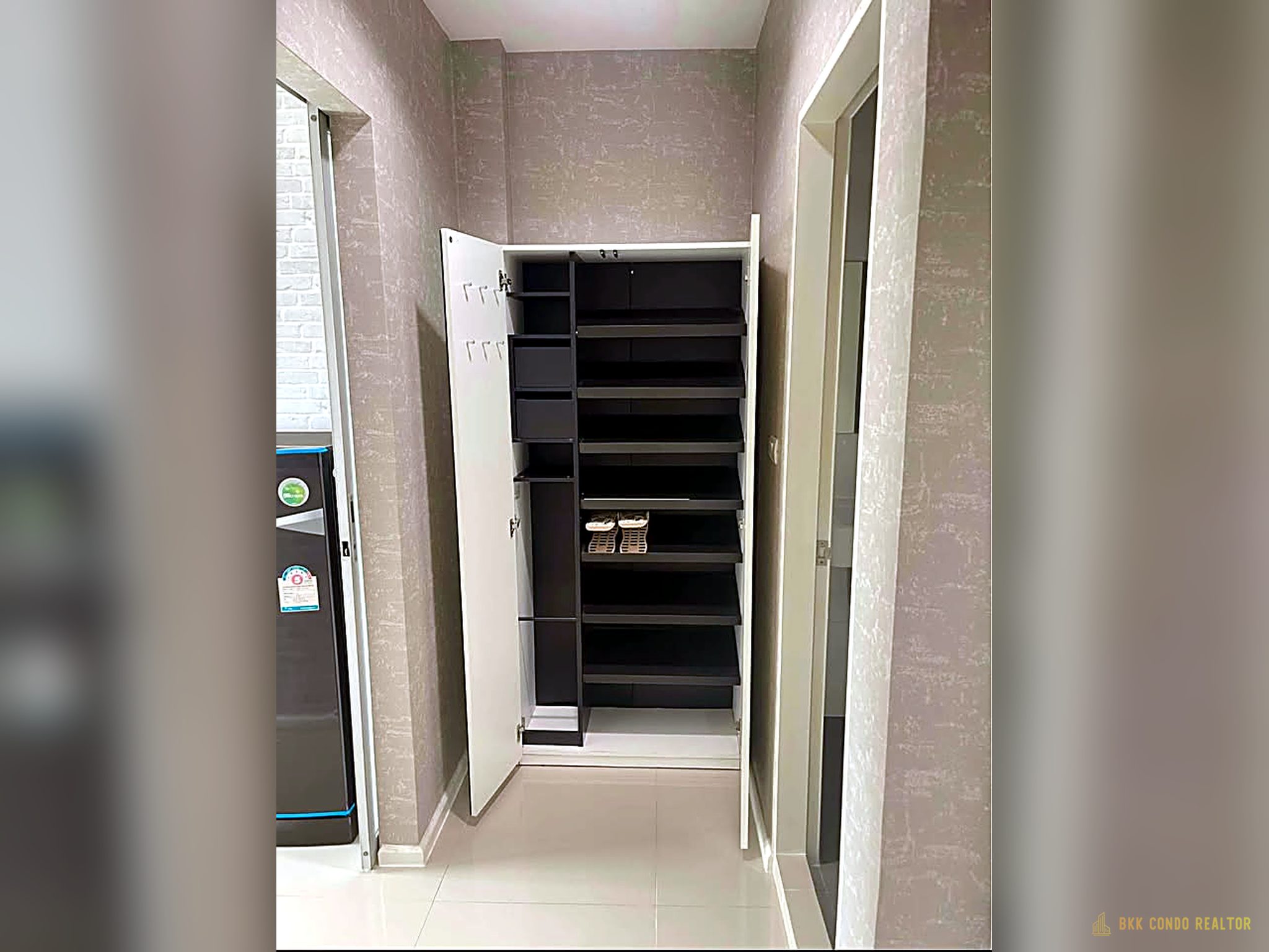 1-Bedroom Condo for Rent at Aspire Sukhumvit 48 (38.33 sqm) — Phra Khanong BTS