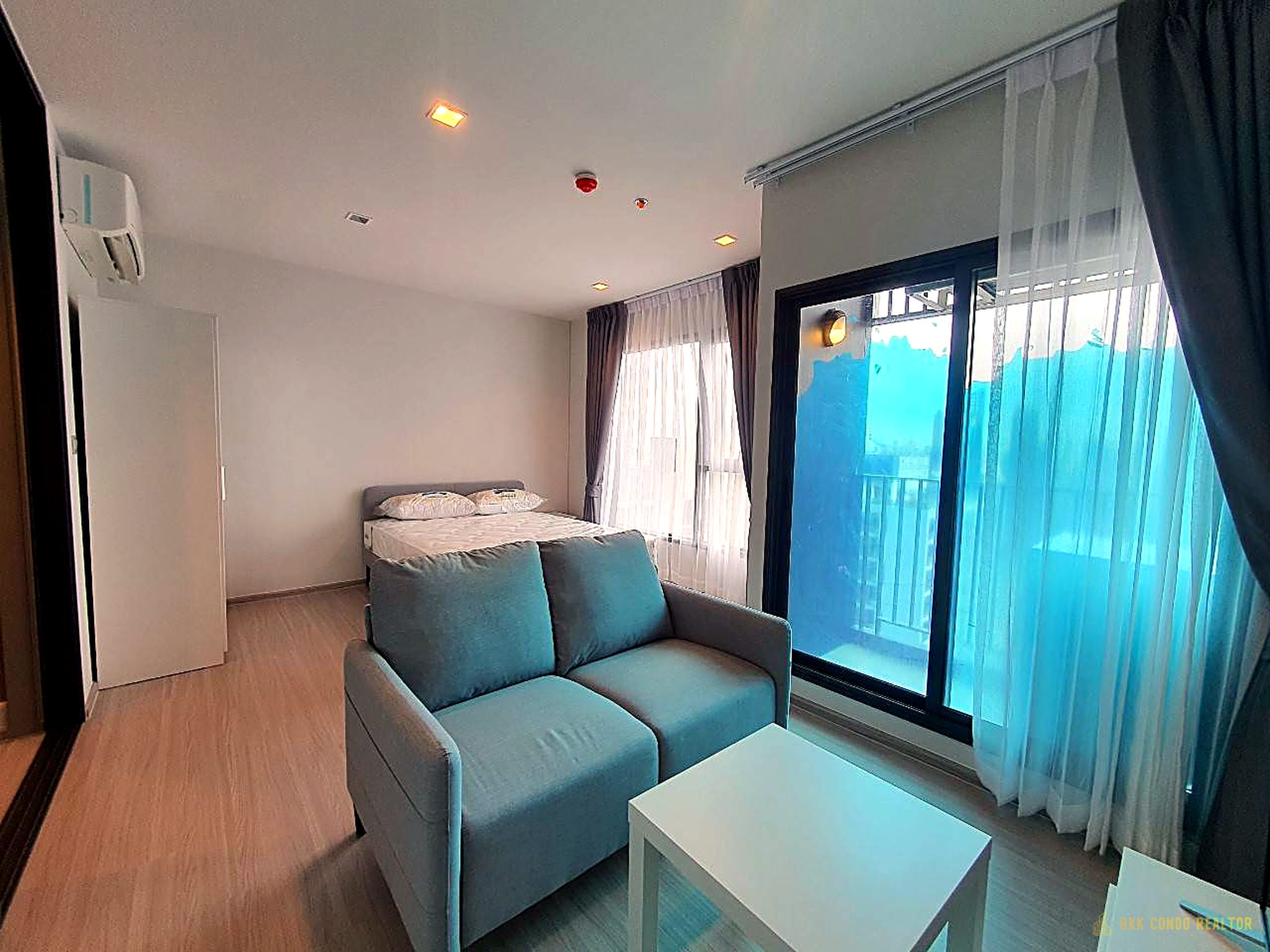 1-Bedroom Condo for Rent at Life Asoke – Rama 9 (27.5 sqm) — Rama 9 MRT