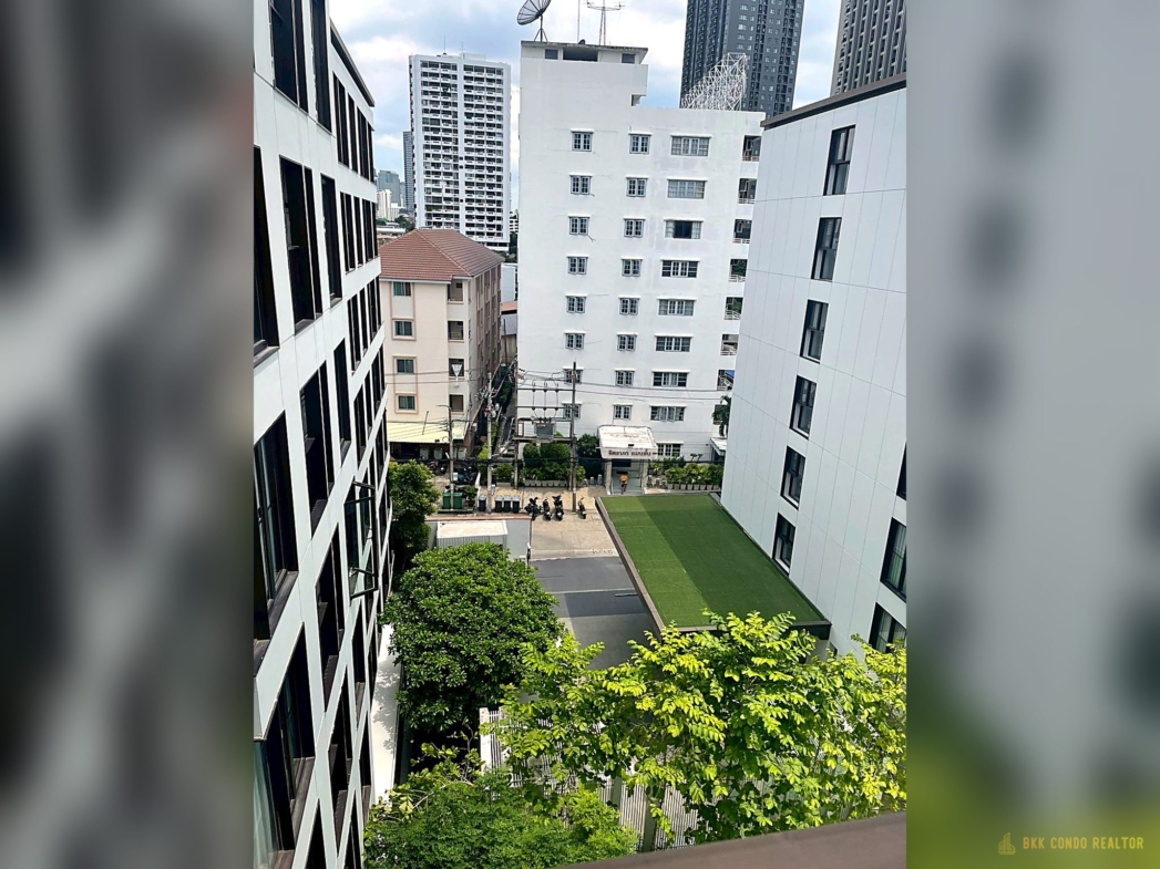 1-Bedroom Condo for Rent at Chapter Thonglor 25 (35 sqm) — Thonglor BTS