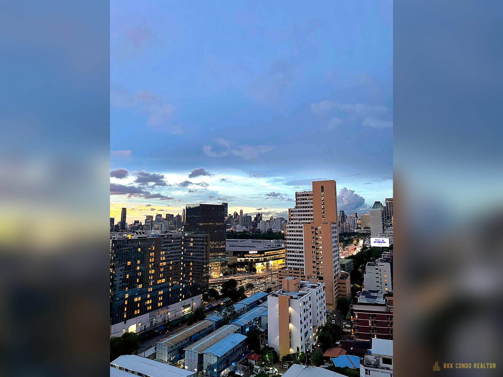 08-balcony_view-29 Studio Condo for Rent at Life Rama4 – Asoke (27 sqm) — Queen Sirikit MRT