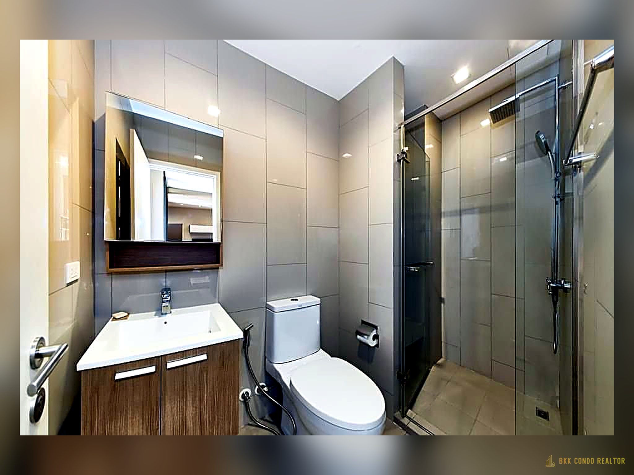 08-bathroom-27 2-Bedroom Condo for Rent at Hasu Haus (66 sqm) — On Nut BTS