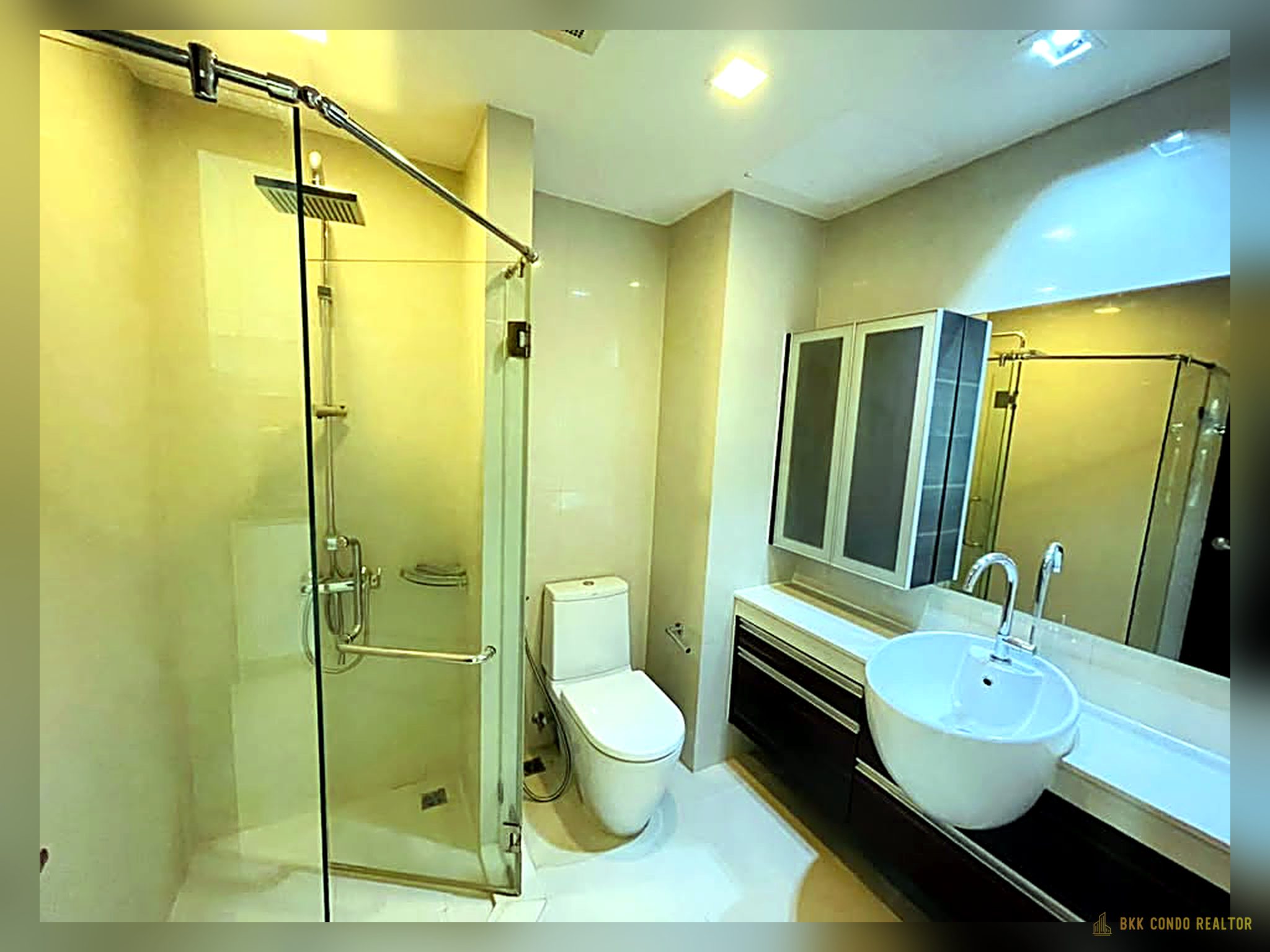 Studio Condo for Rent at Sky Walk Residence (40 sqm) — Phra Khanong BTS