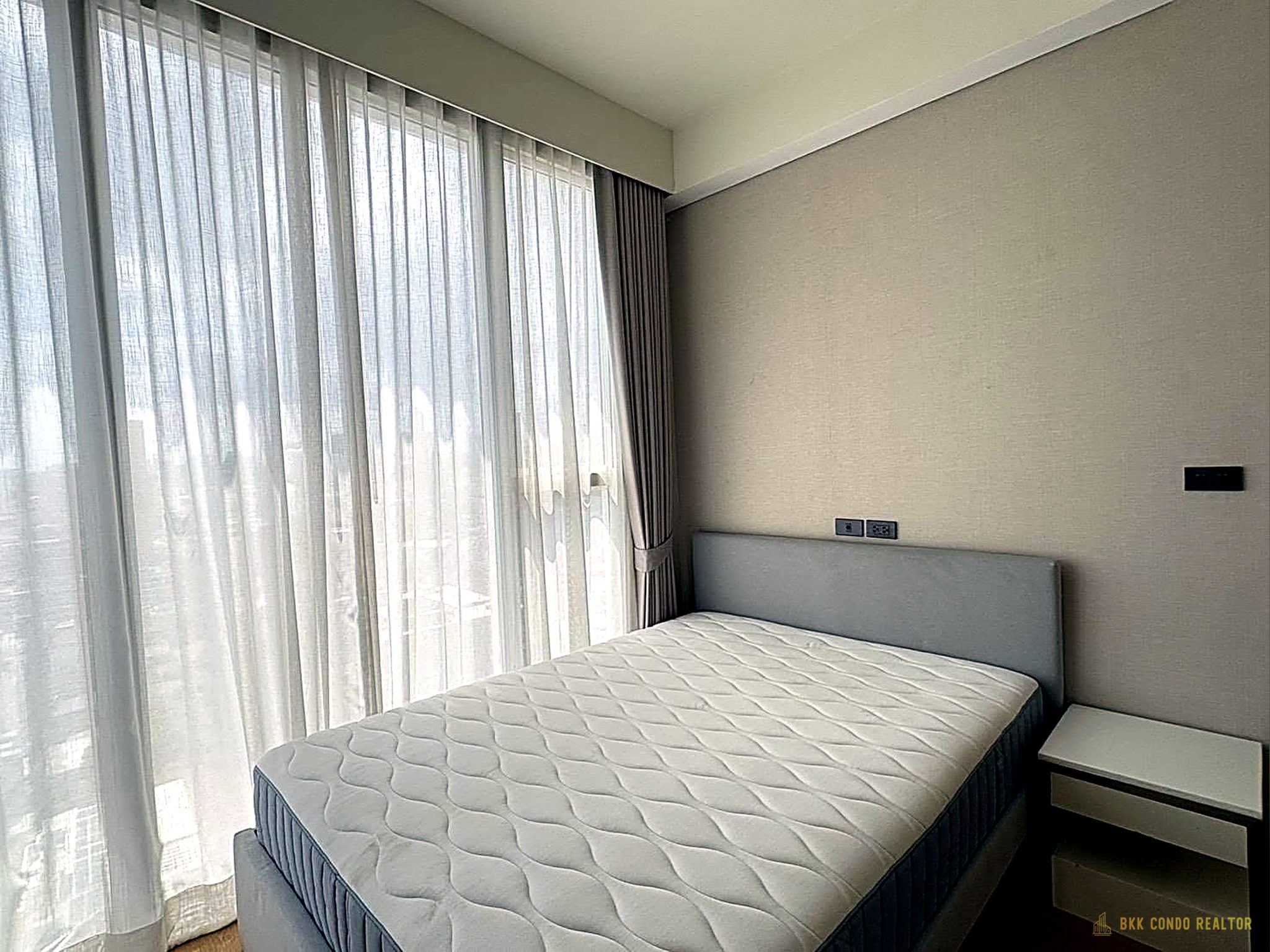 2-Bedroom Condo for Rent at Siamese Exclusive Sukhumvit 42 (51.55 sqm) — Ekkamai BTS
