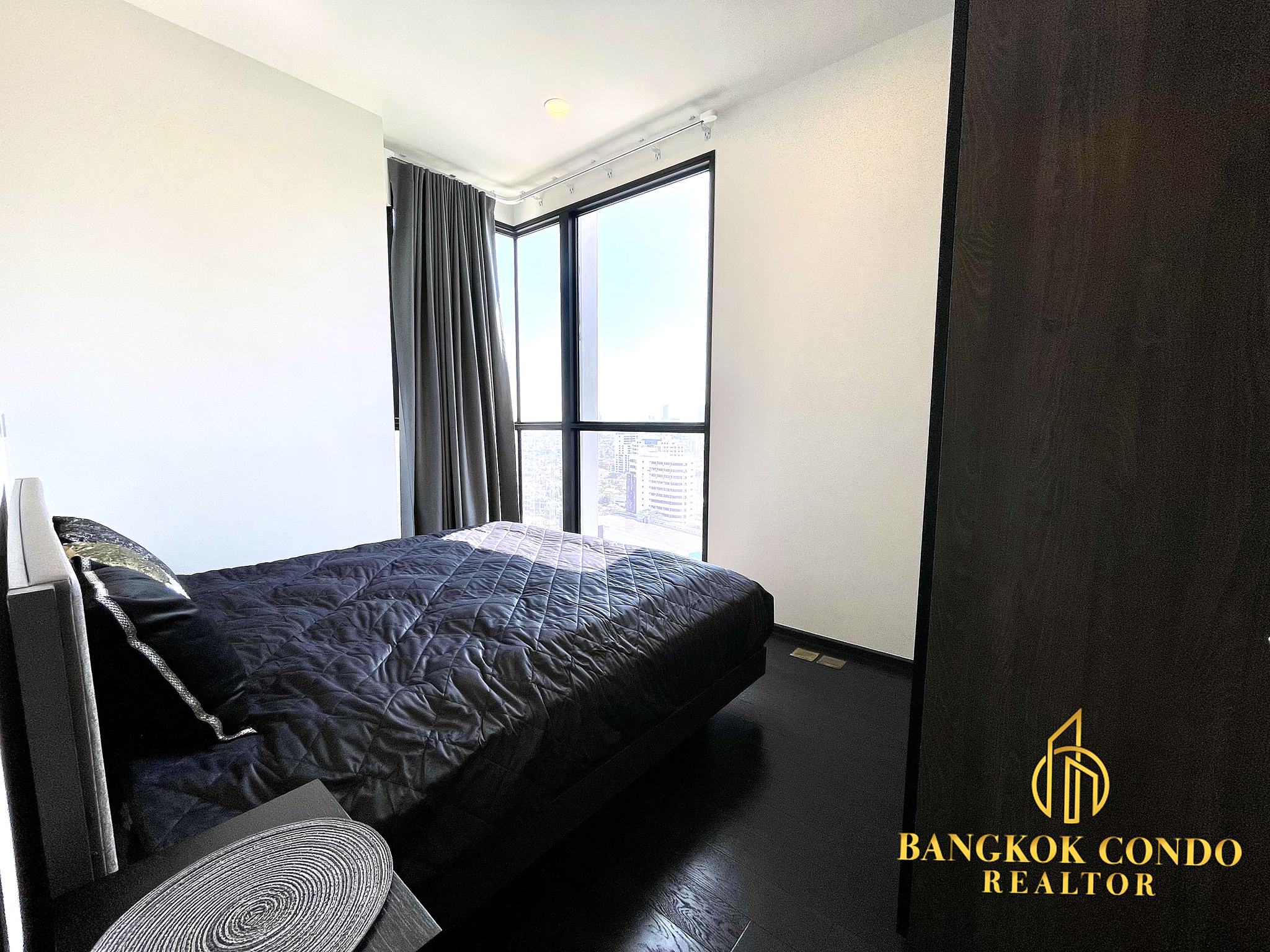2-Bedroom Condo for Rent at Park Origin Thonglor (46 sqm) — Thonglor BTS