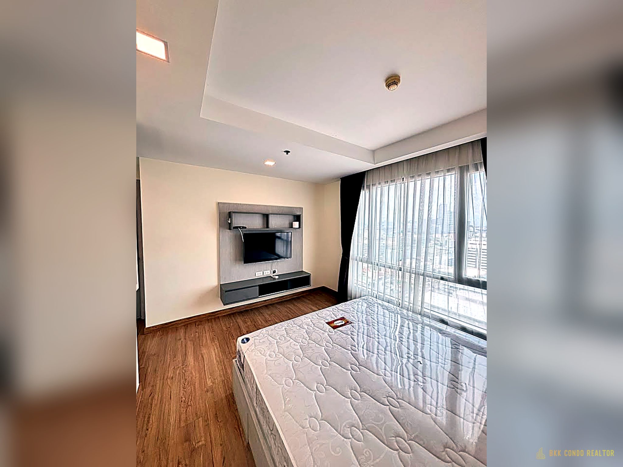2-Bedroom Condo for Rent at Thru Thonglor (62 sqm) — Thonglor BTS