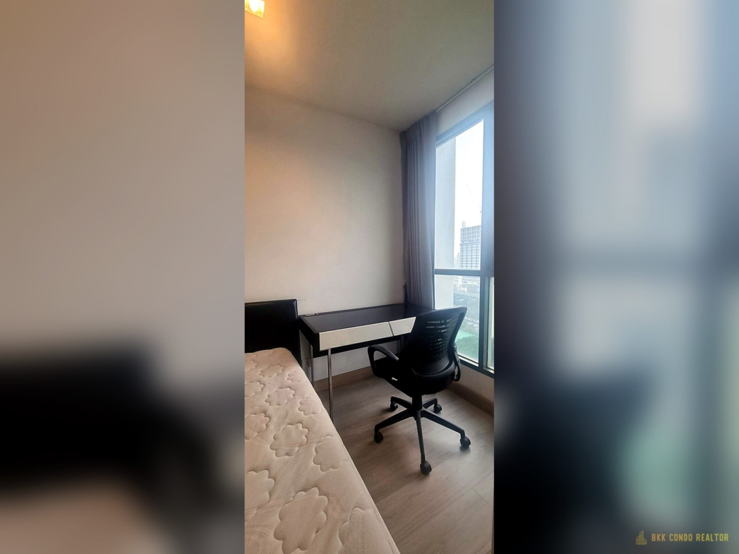 1-Bedroom Condo for Rent at IDEO Mobi Phayathai (30.5 sqm) — Phaya Thai BTS