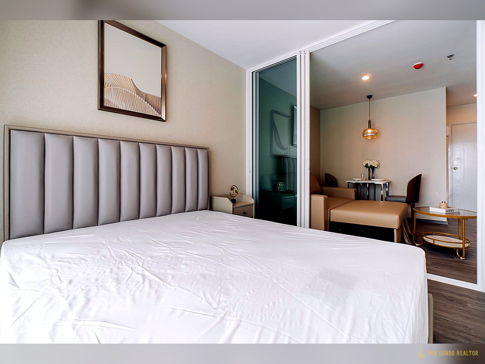 Studio Condo for Rent at Regent Home Bangna (28 sqm) — Bangna BTS