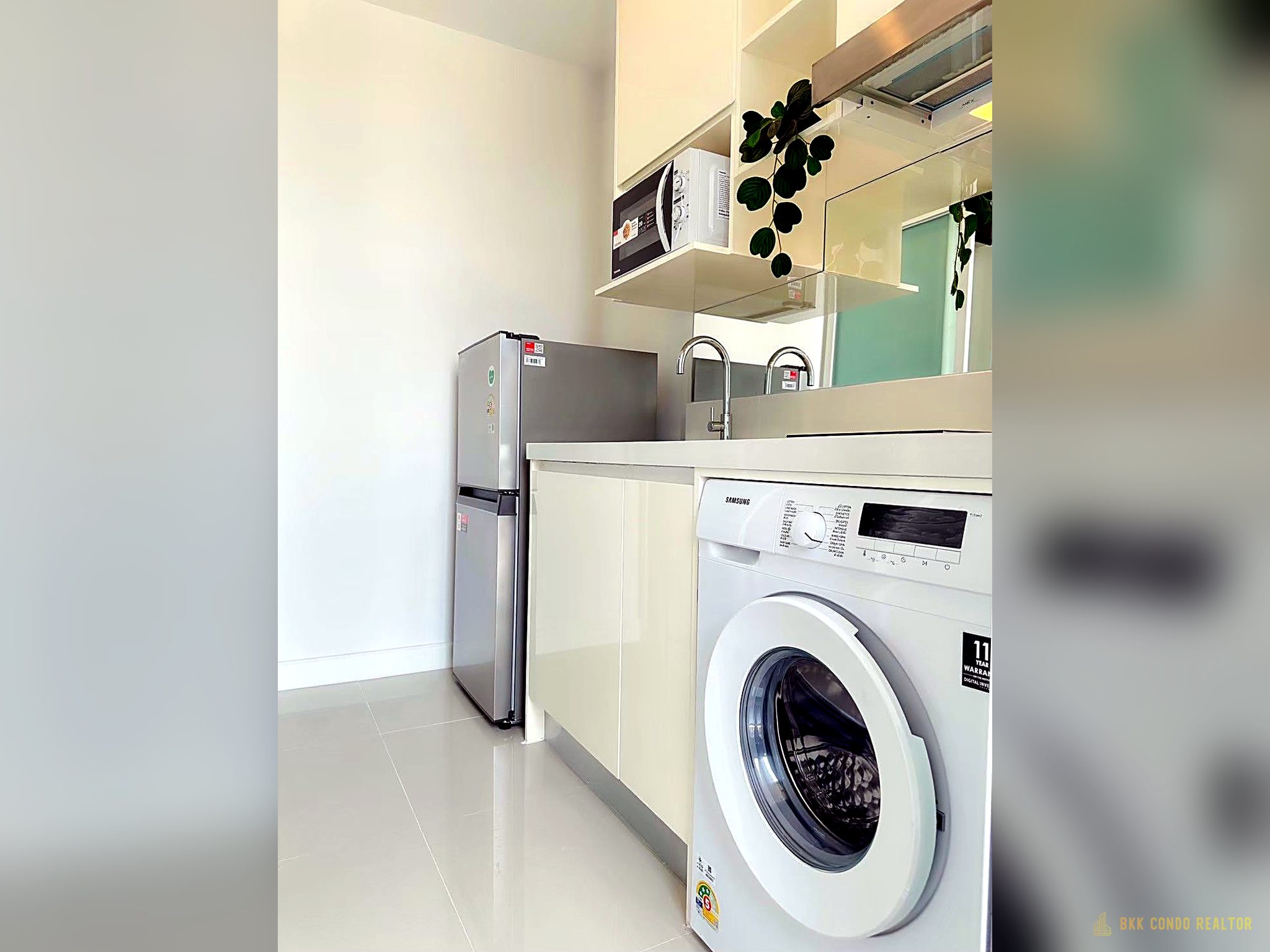 1-Bedroom Condo for Rent at The Sky Sukhumvit (30.56 sqm) — Udom Suk BTS