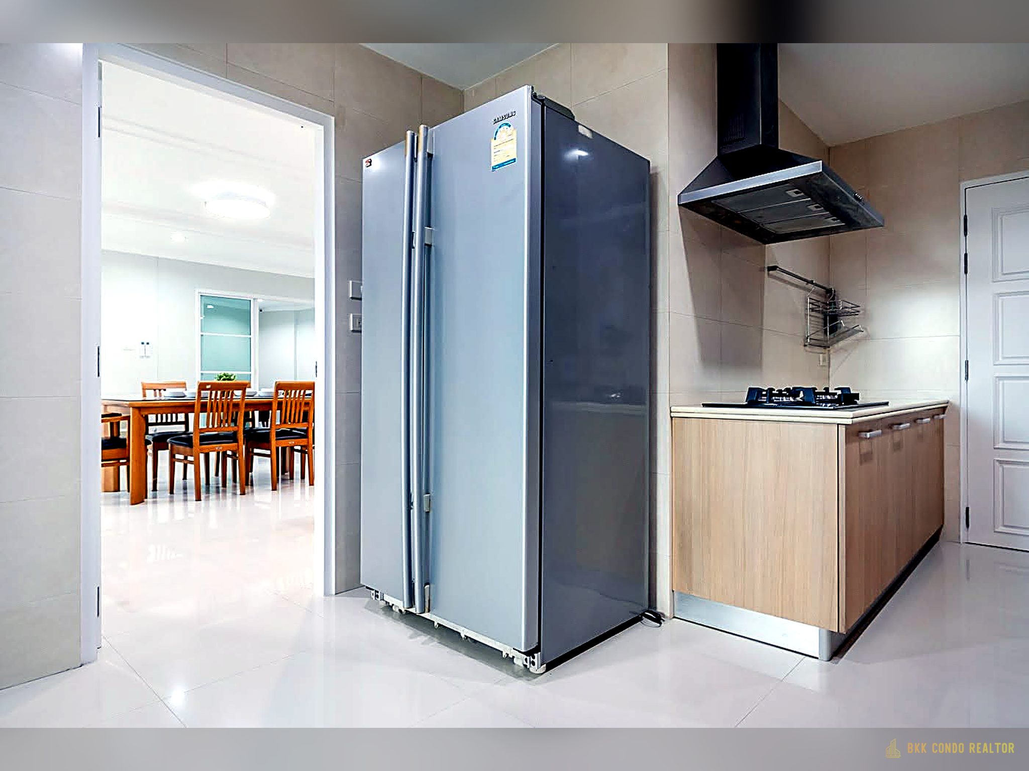 08-kitchen-20 3-Bedroom Condo for Rent at Fiftyfif Tower (223 sqm) — Thonglor BTS