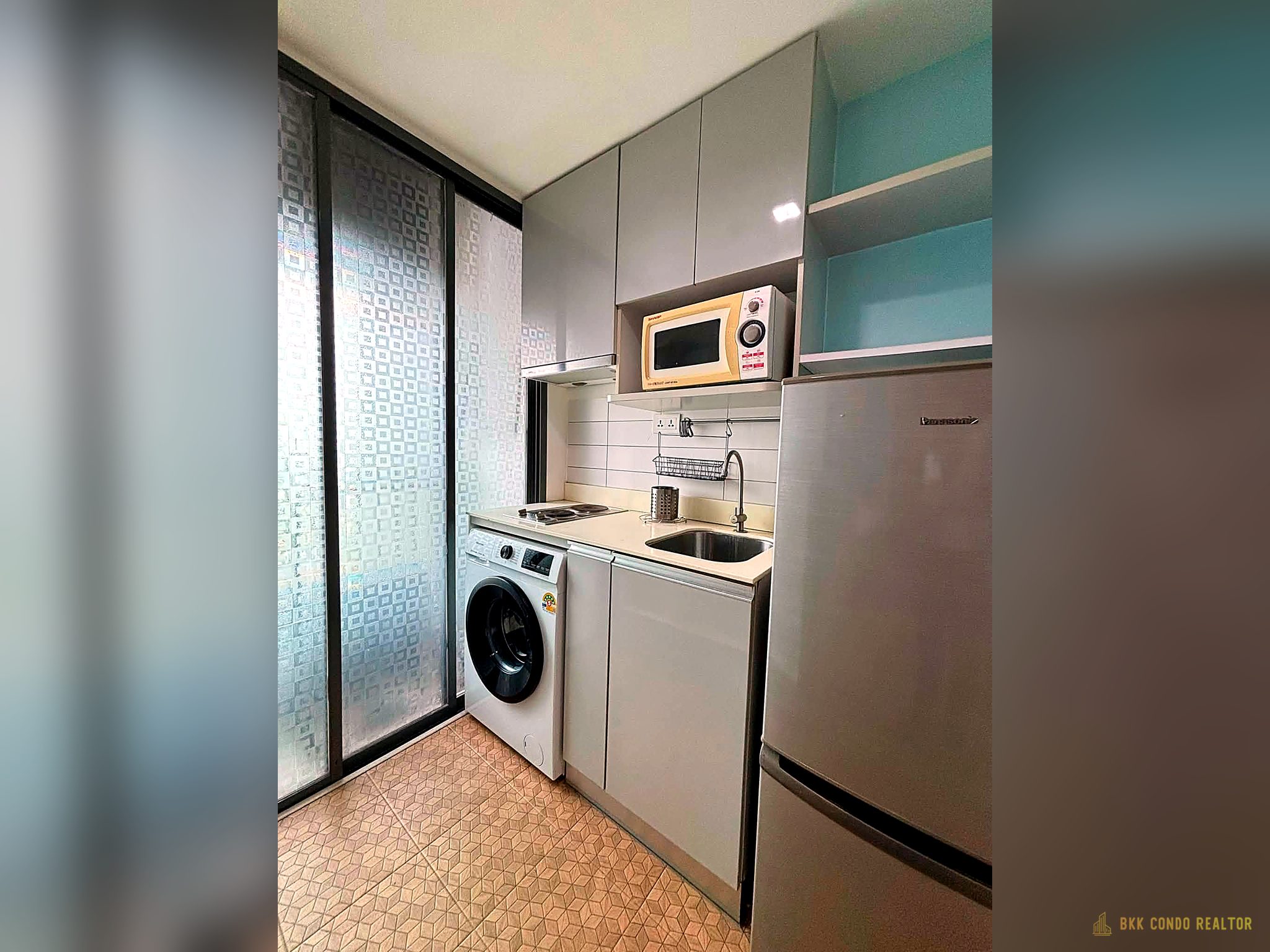 Studio Condo for Rent at IDEO Mobi Sukhumvit 81 (22 sqm) — On Nut BTS