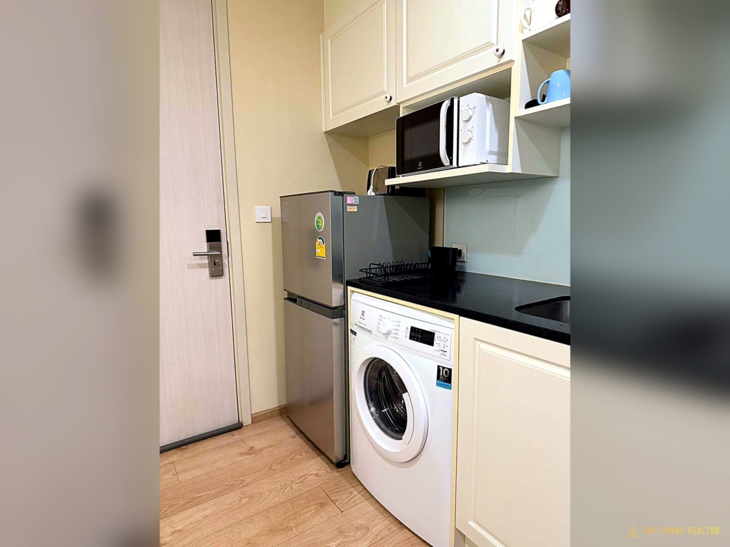 1-Bedroom Condo for Rent at Noble Recole Sukhumvit 19 (35 sqm) — Asoke BTS