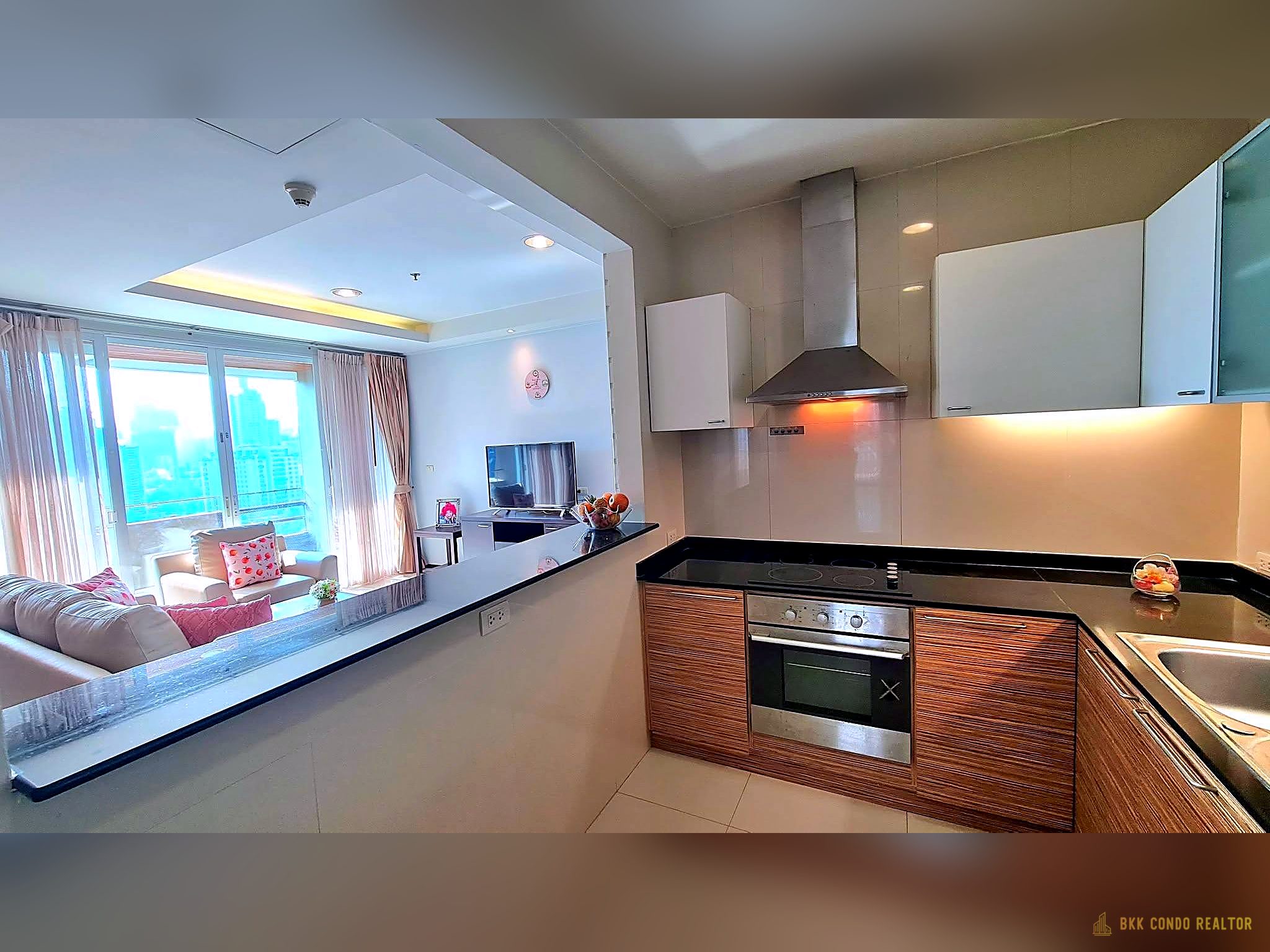 2-Bedroom Condo for Rent at Piyathip Place Sukhumvit 39 (173 sqm) — Phrom Phong BTS