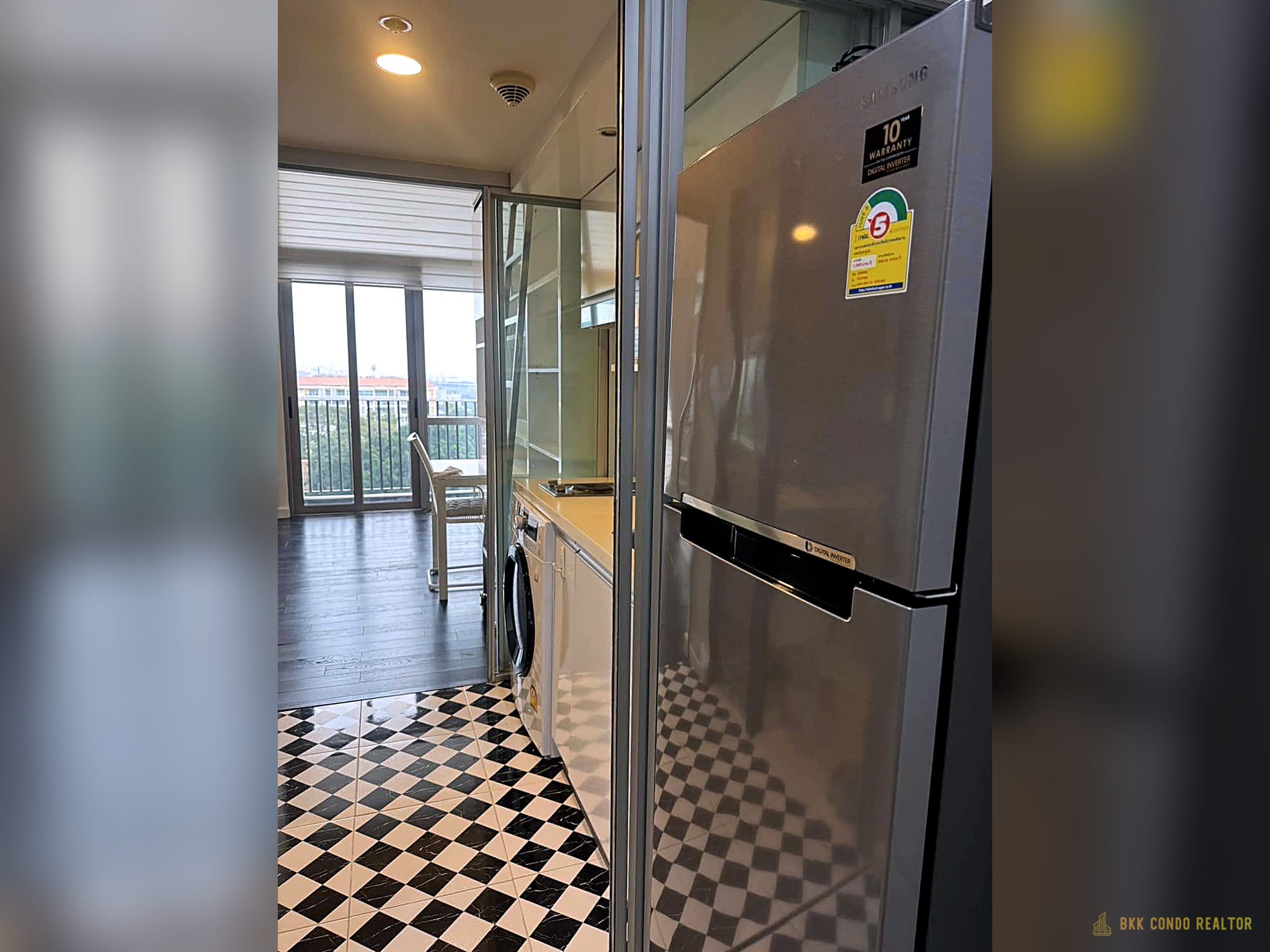 Duplex 1-Bedroom Condo for Rent at IDEO Morph 38 (36 sqm) — Thonglor BTS