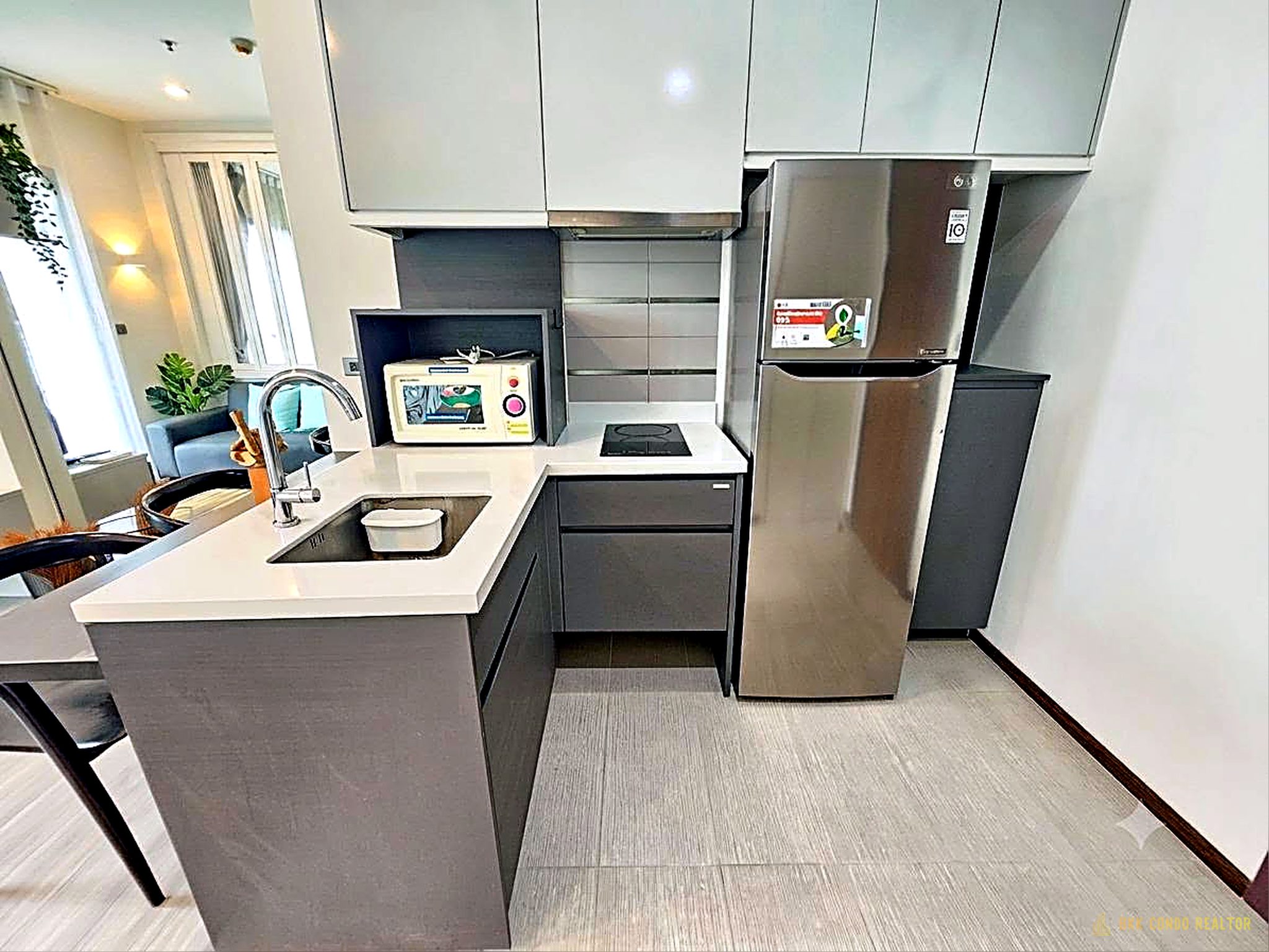 1-Bedroom Condo for Rent at Wyne Sukhumvit (31 sqm) — Phra Khanong BTS